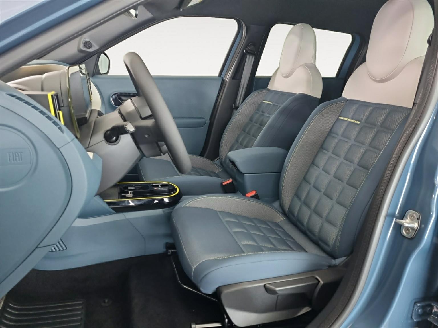 FIAT Grande Panda MHEV La Prima-image-6