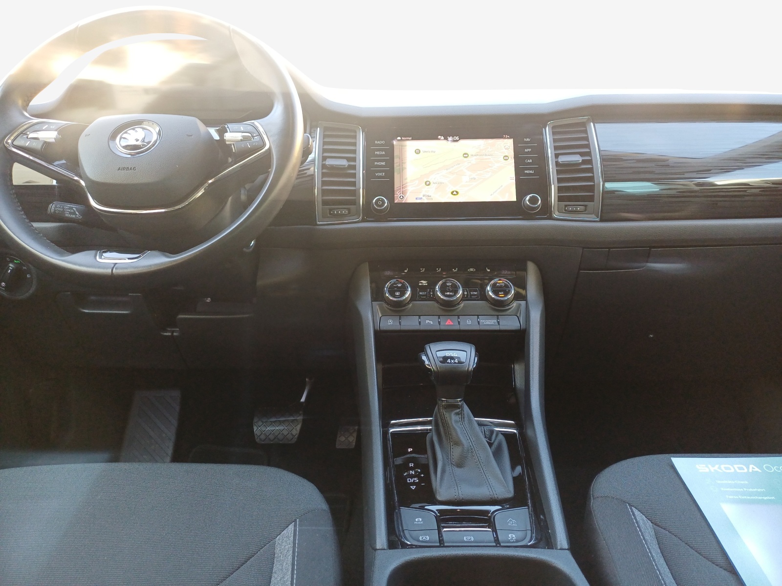 SKODA Kodiaq 2.0 TDI SCR Drive 4x4 DSG-image-8