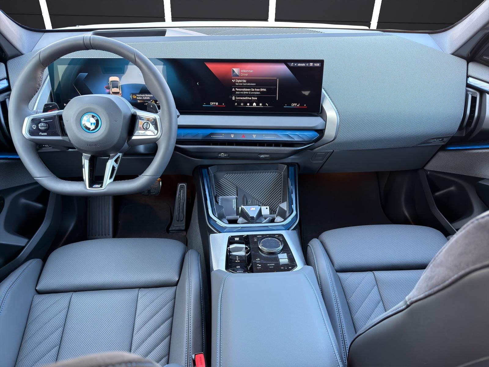 BMW X3 30e xDrive-image-11
