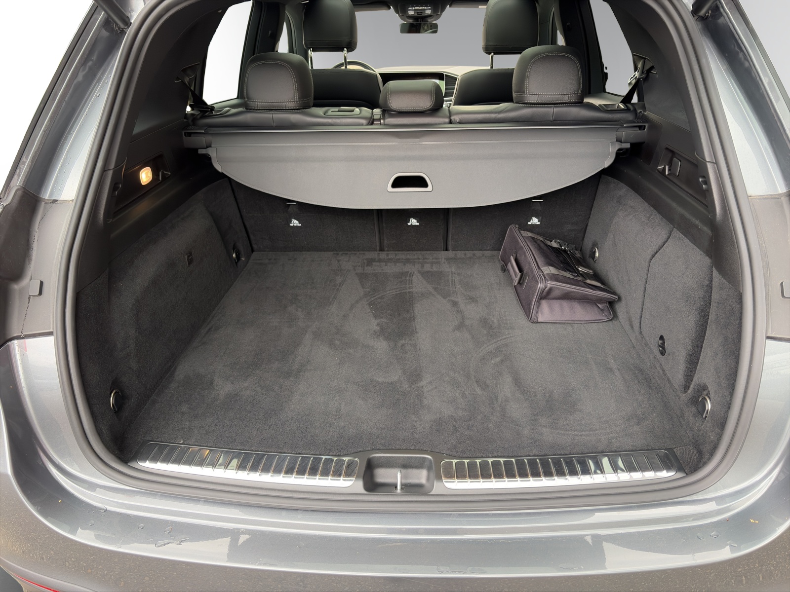 MERCEDES-BENZ GLE 350 e AMG Line 4M 9G-image-5