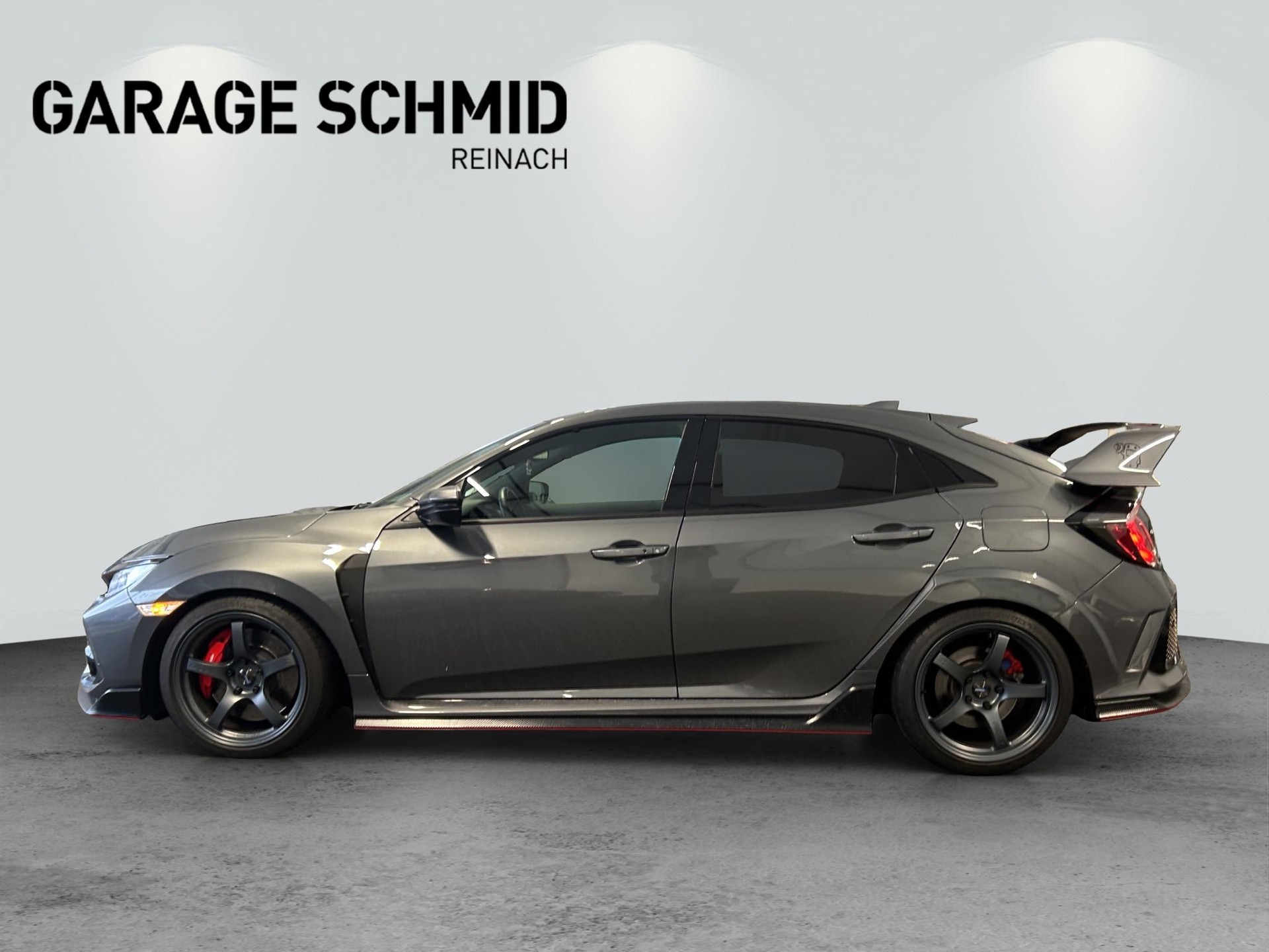 HONDA Civic 2.0 VTEC Type R-showroom-element-3