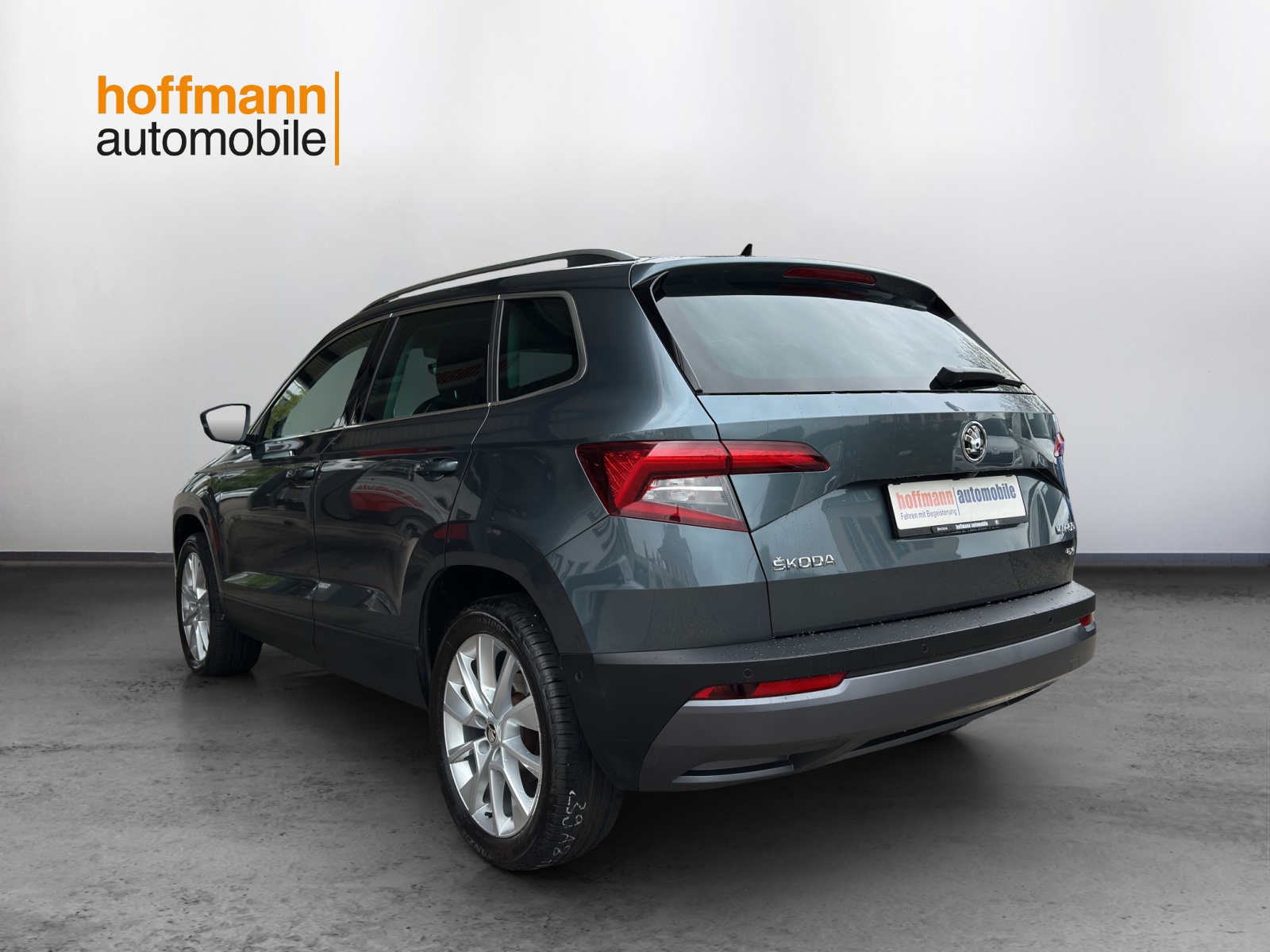 SKODA Karoq 2.0 TDI CR Style 4x4 DSG-image-5