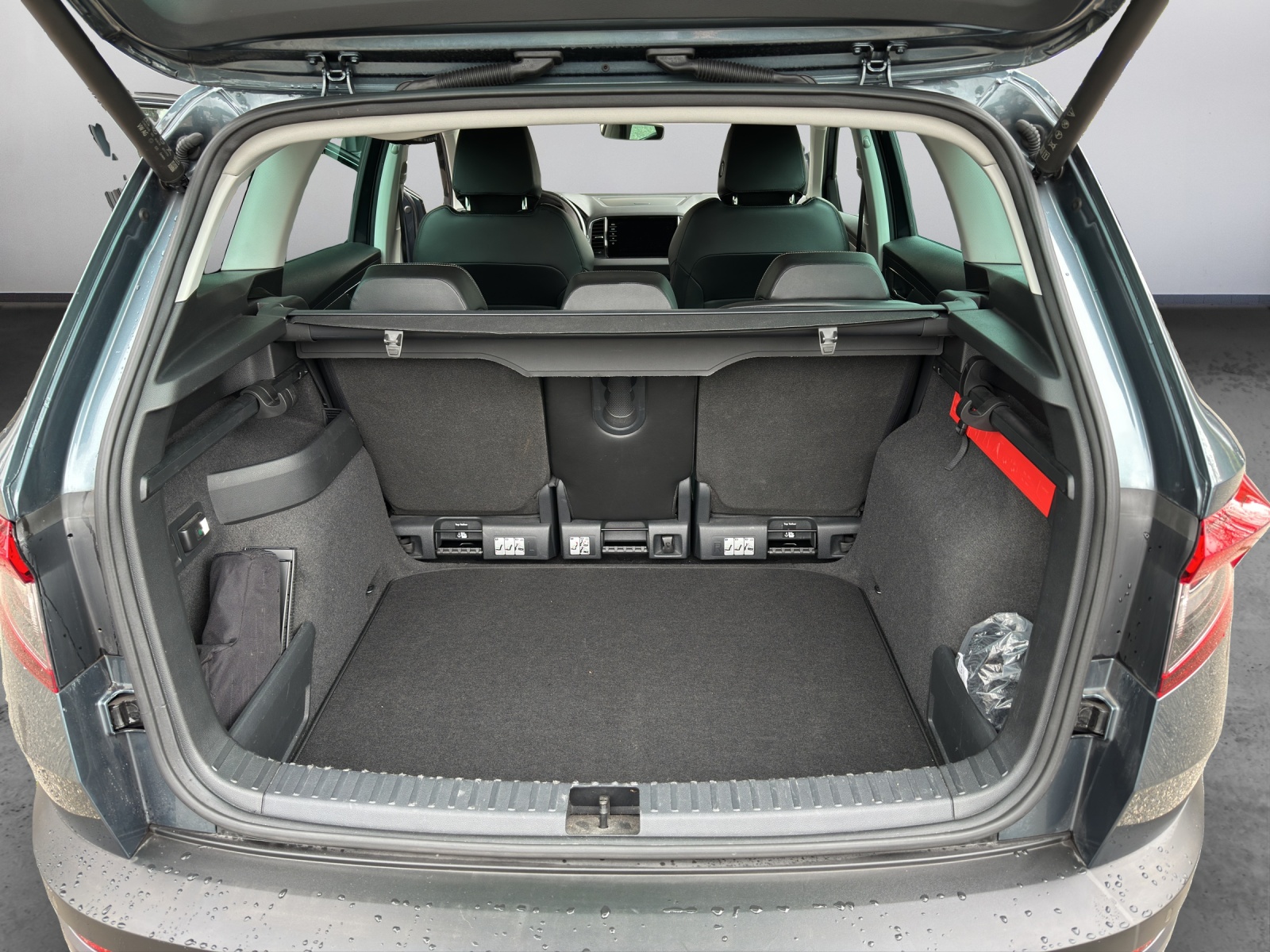 SKODA Karoq 2.0 TDI CR Style 4x4 DSG-image-11