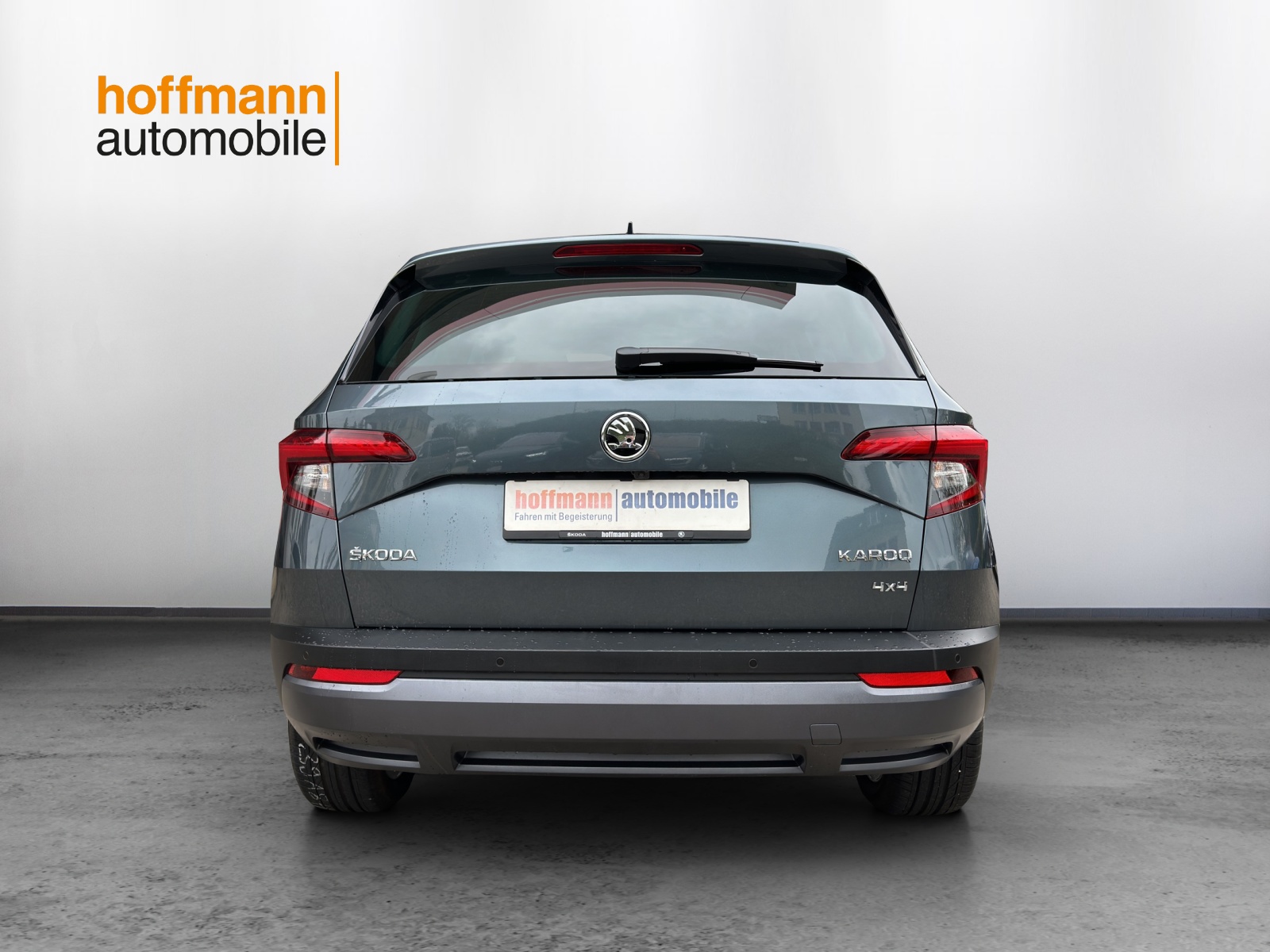 SKODA Karoq 2.0 TDI CR Style 4x4 DSG-image-4