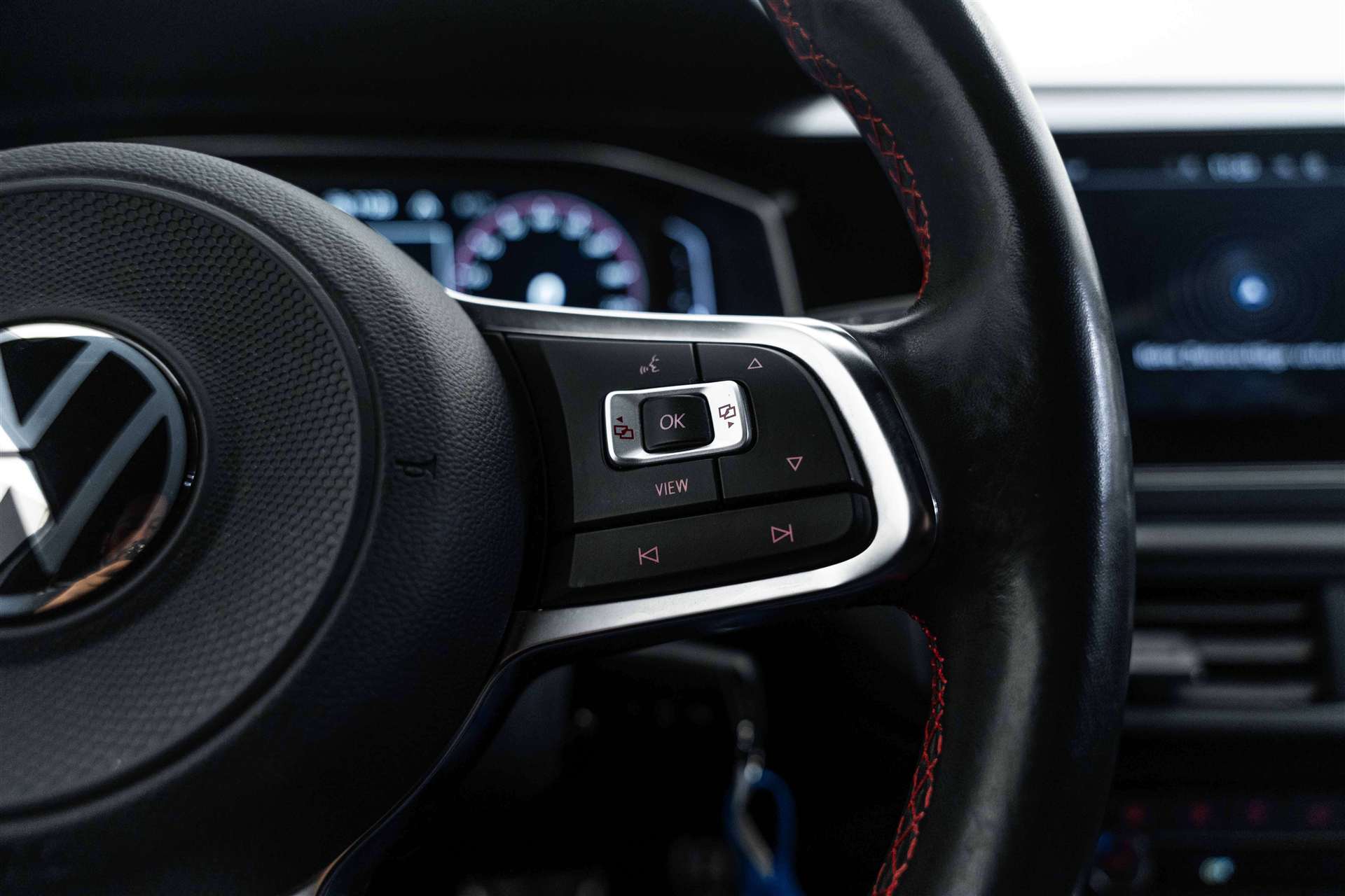 VW Polo 2.0 TSI GTI DSG 207PS-image-15