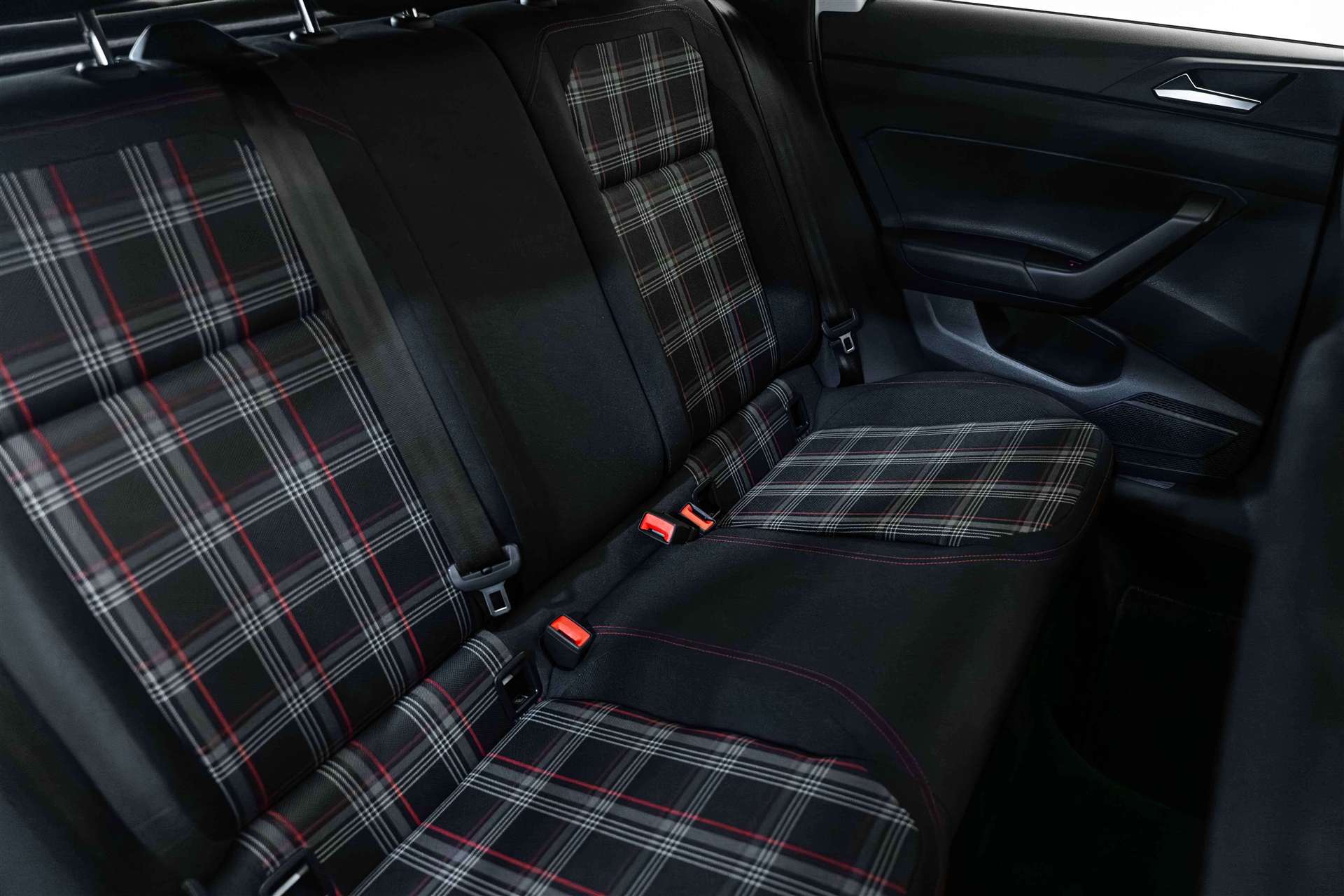 VW Polo 2.0 TSI GTI DSG 207PS-image-12