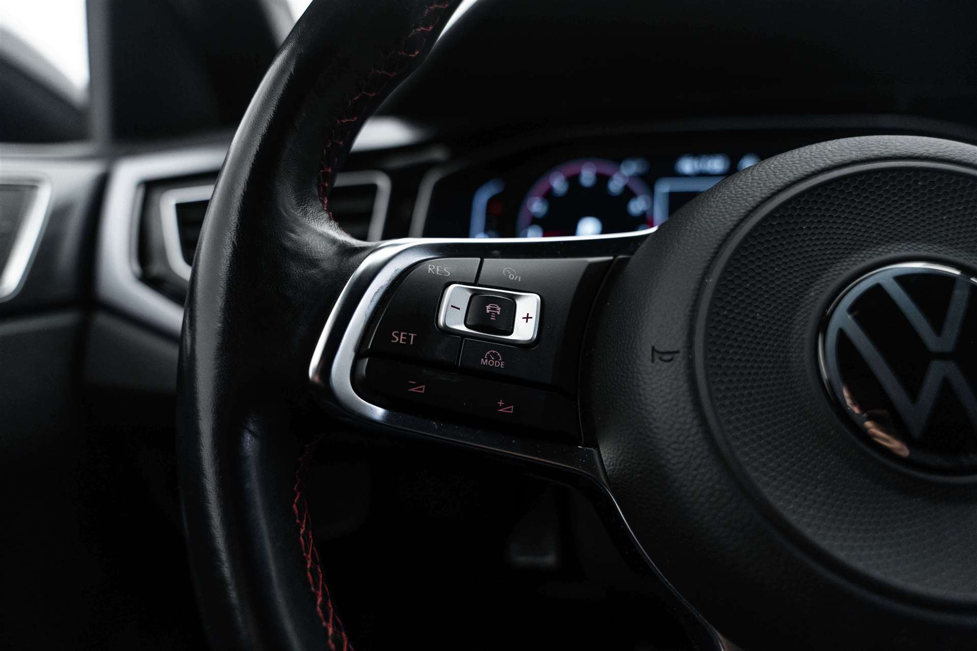 VW Polo 2.0 TSI GTI DSG 207PS-image-14