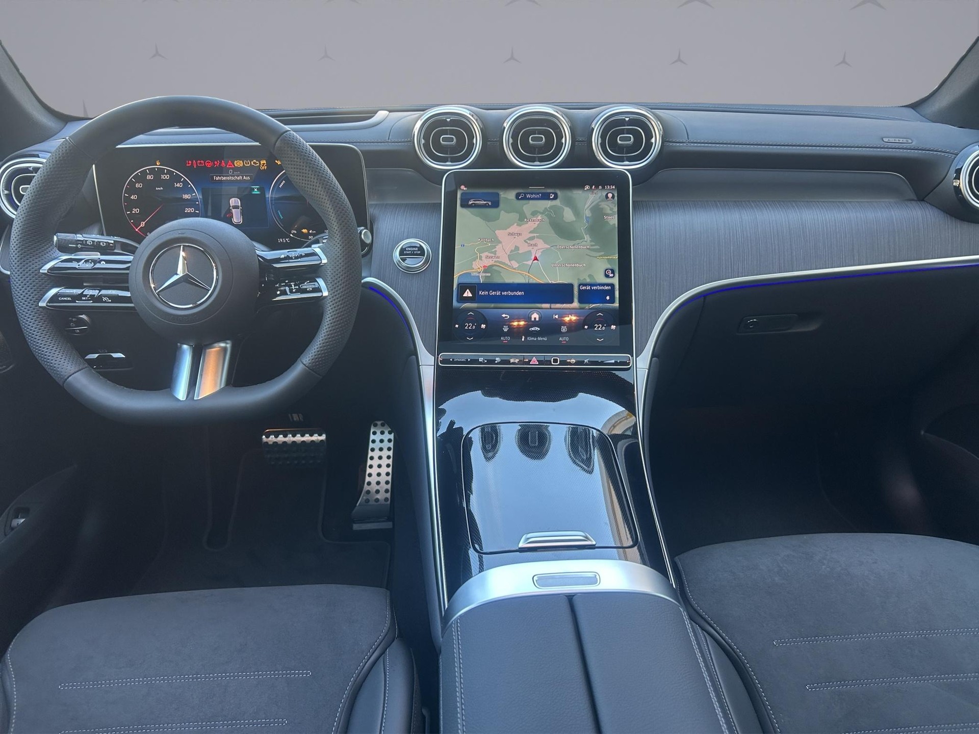 MERCEDES-BENZ GLC 300 e EQ Star AMG Line 4matic-image-12