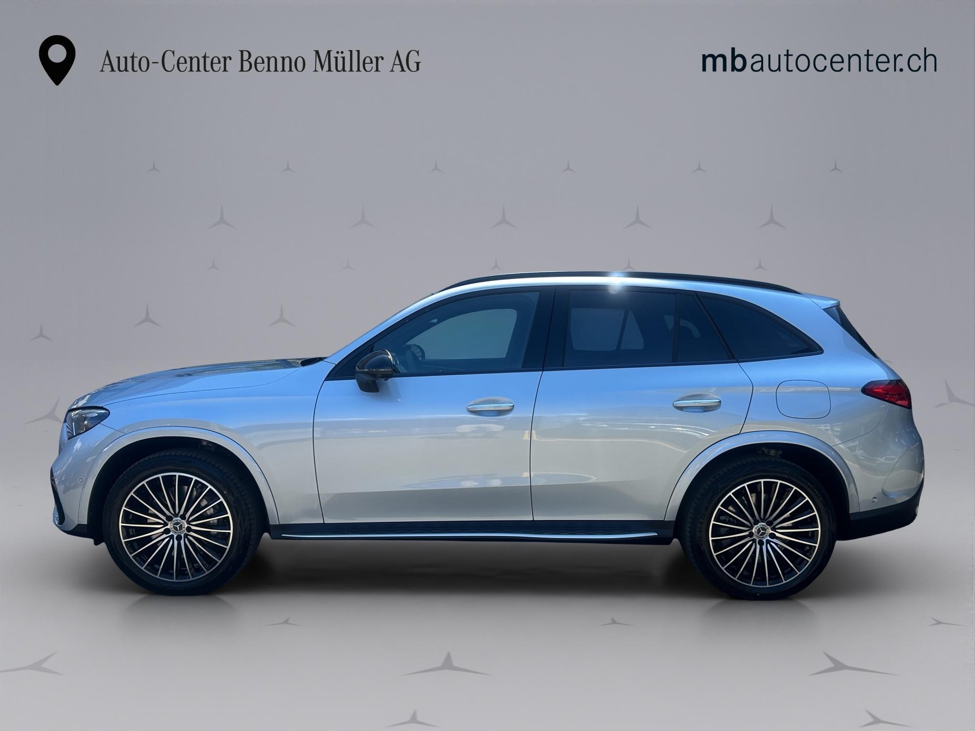 MERCEDES-BENZ GLC 300 e EQ Star AMG Line 4matic-image-2