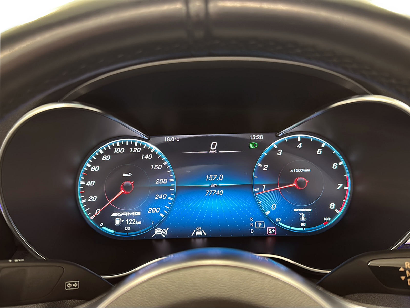 MERCEDES-BENZ C 43 Cabriolet AMG Premium + 4Matic 9G-Tronic-image-23