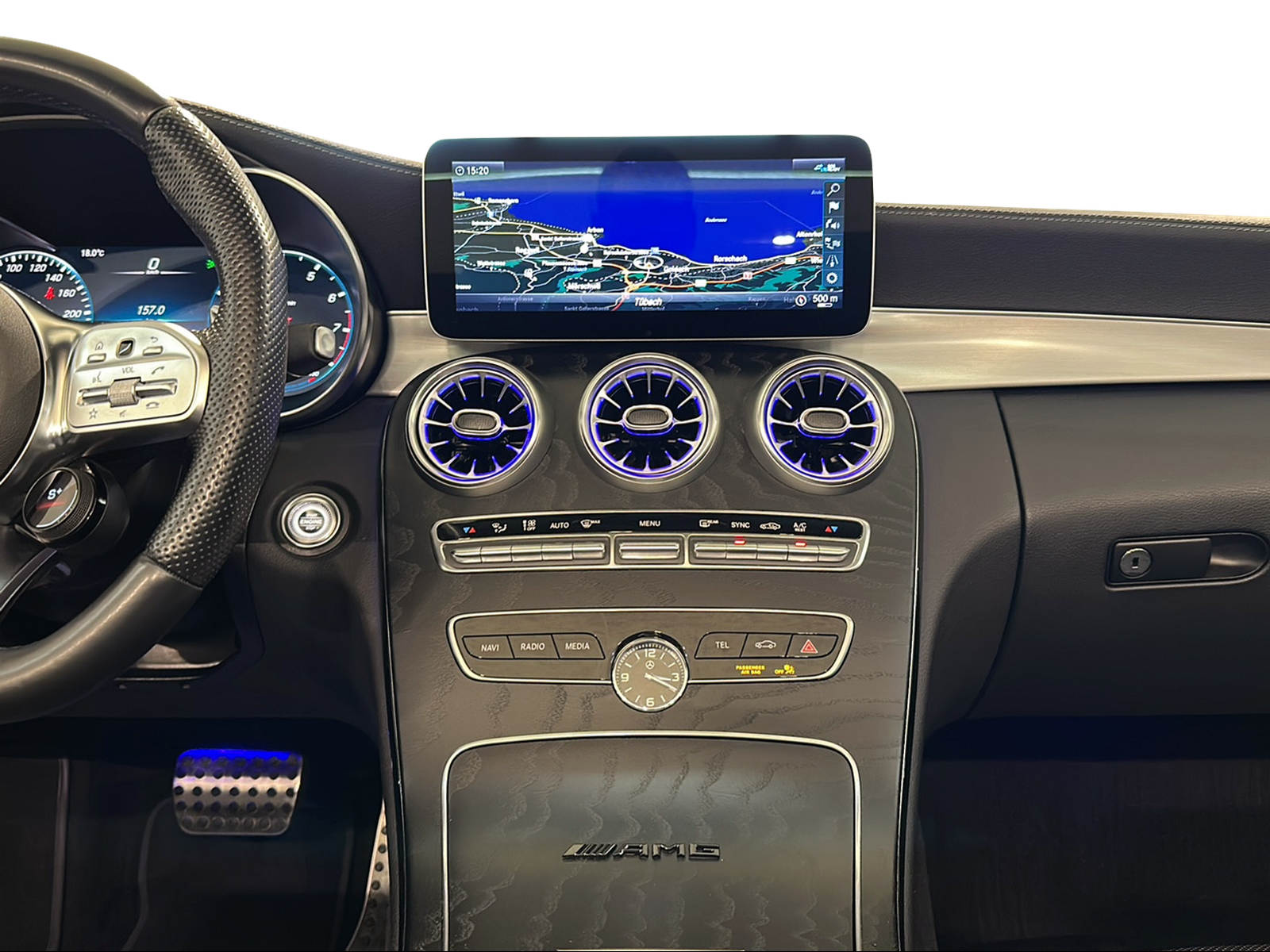MERCEDES-BENZ C 43 Cabriolet AMG Premium + 4Matic 9G-Tronic-image-18