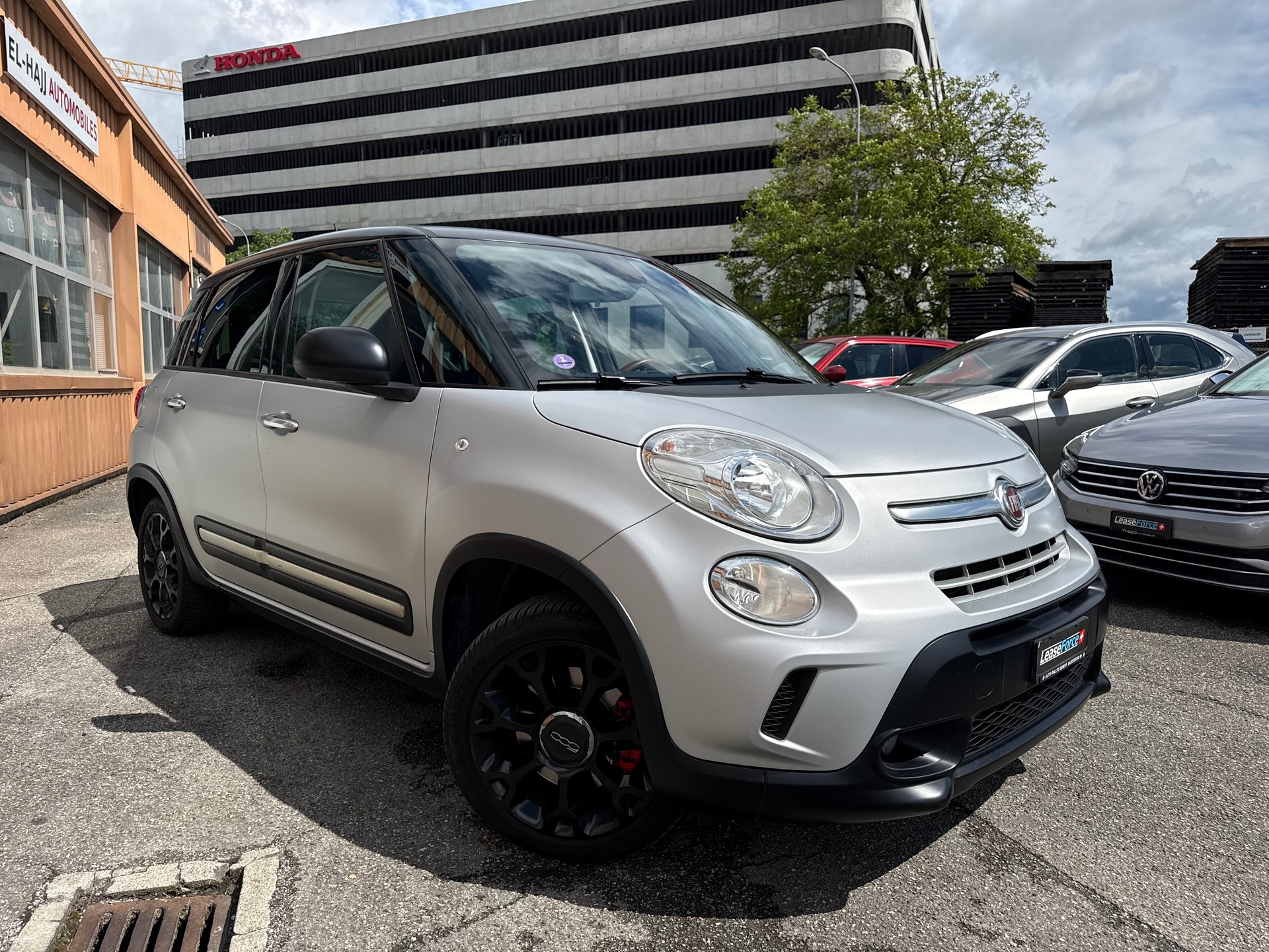 FIAT 500L 1.4 TB 16V Trekking Line-image-1