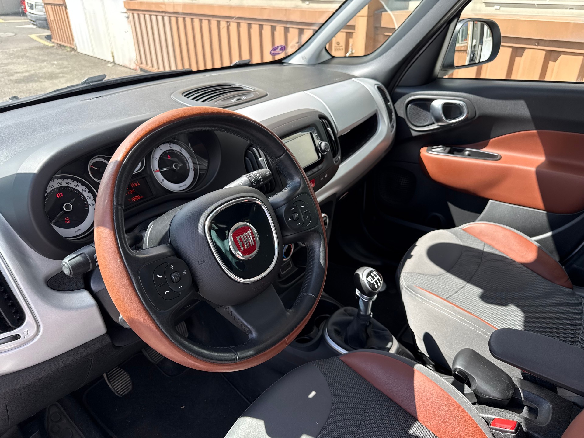 FIAT 500L 1.4 TB 16V Trekking Line-image-6