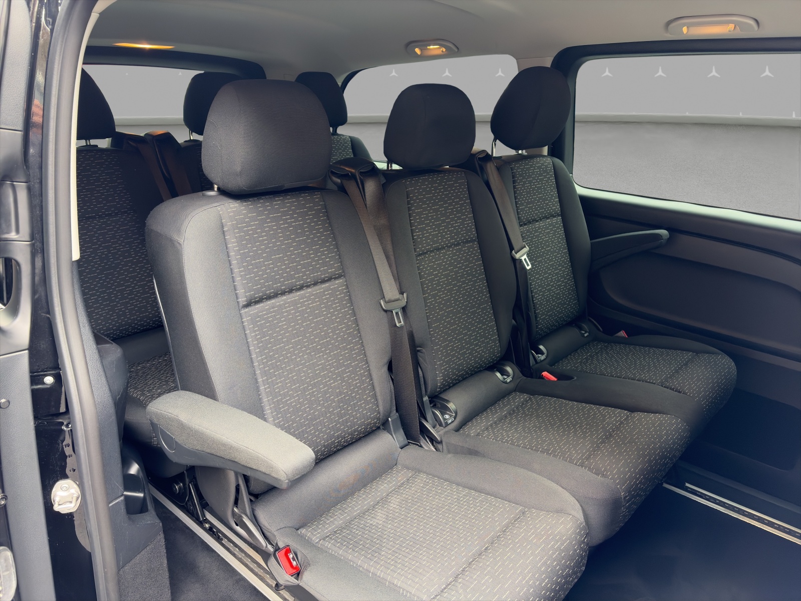 MERCEDES-BENZ Vito 116 CDI Lang Select Tourer 4Matic 9G-Tronic-image-13