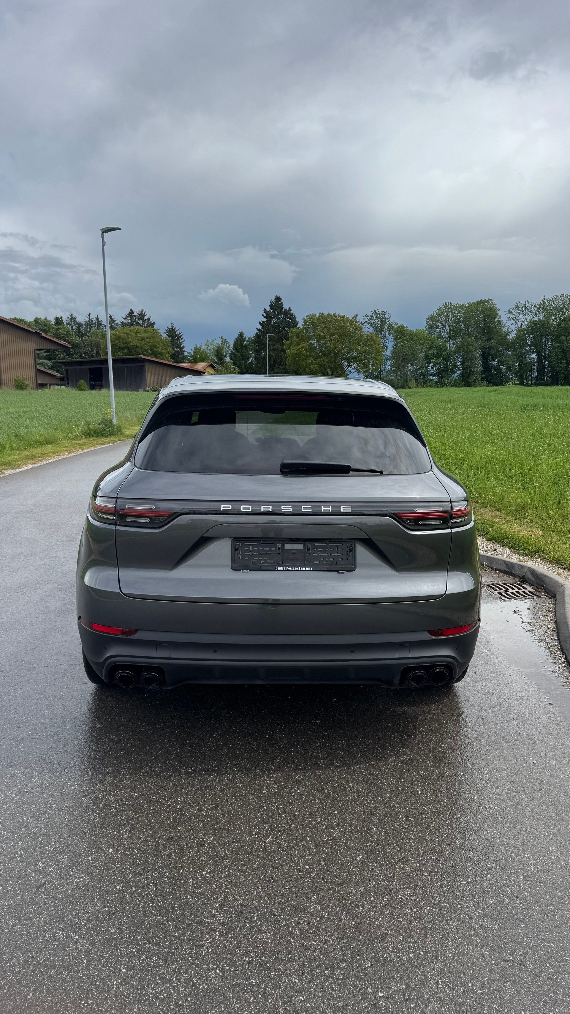 PORSCHE Cayenne-image-4
