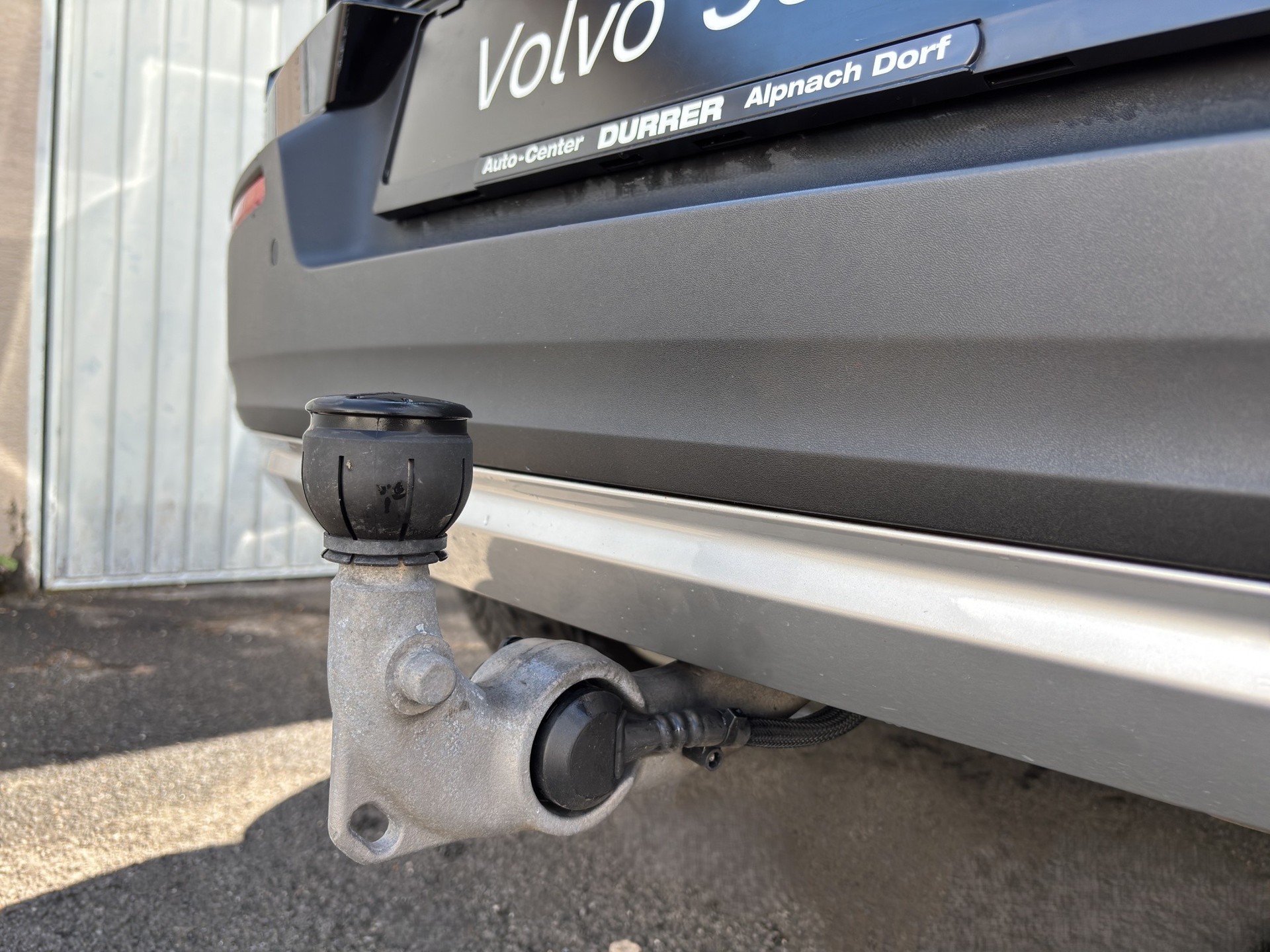 VOLVO XC40 2.0 B5 MH Inscription AWD-image-19