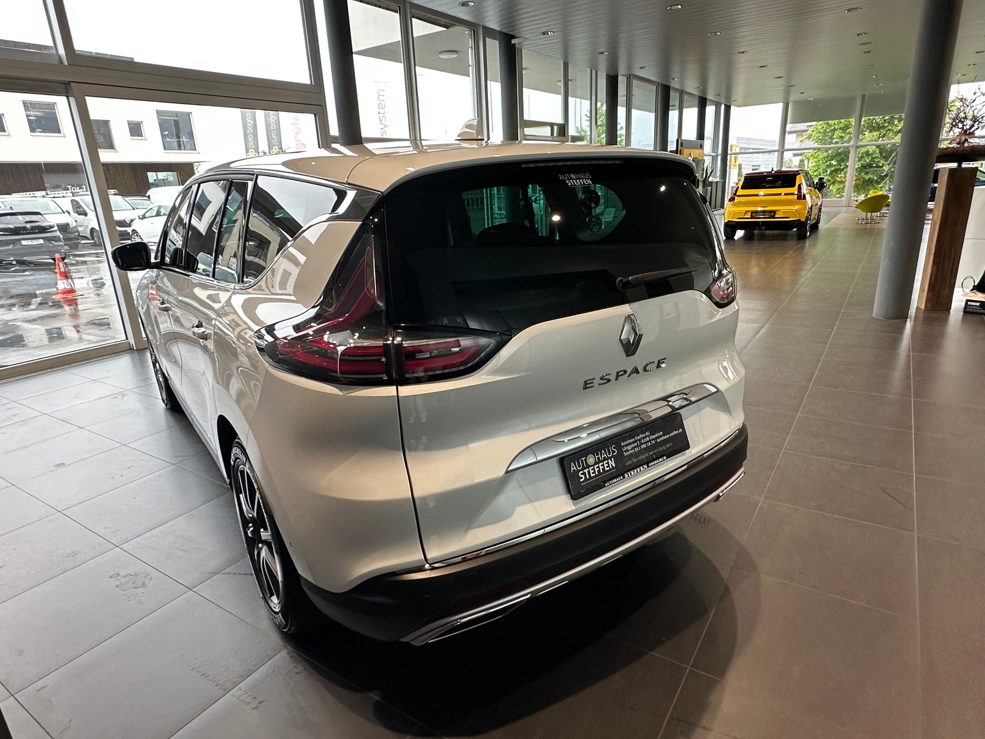 RENAULT Espace 2.0 dCi Initiale Paris EDC 6-image-5