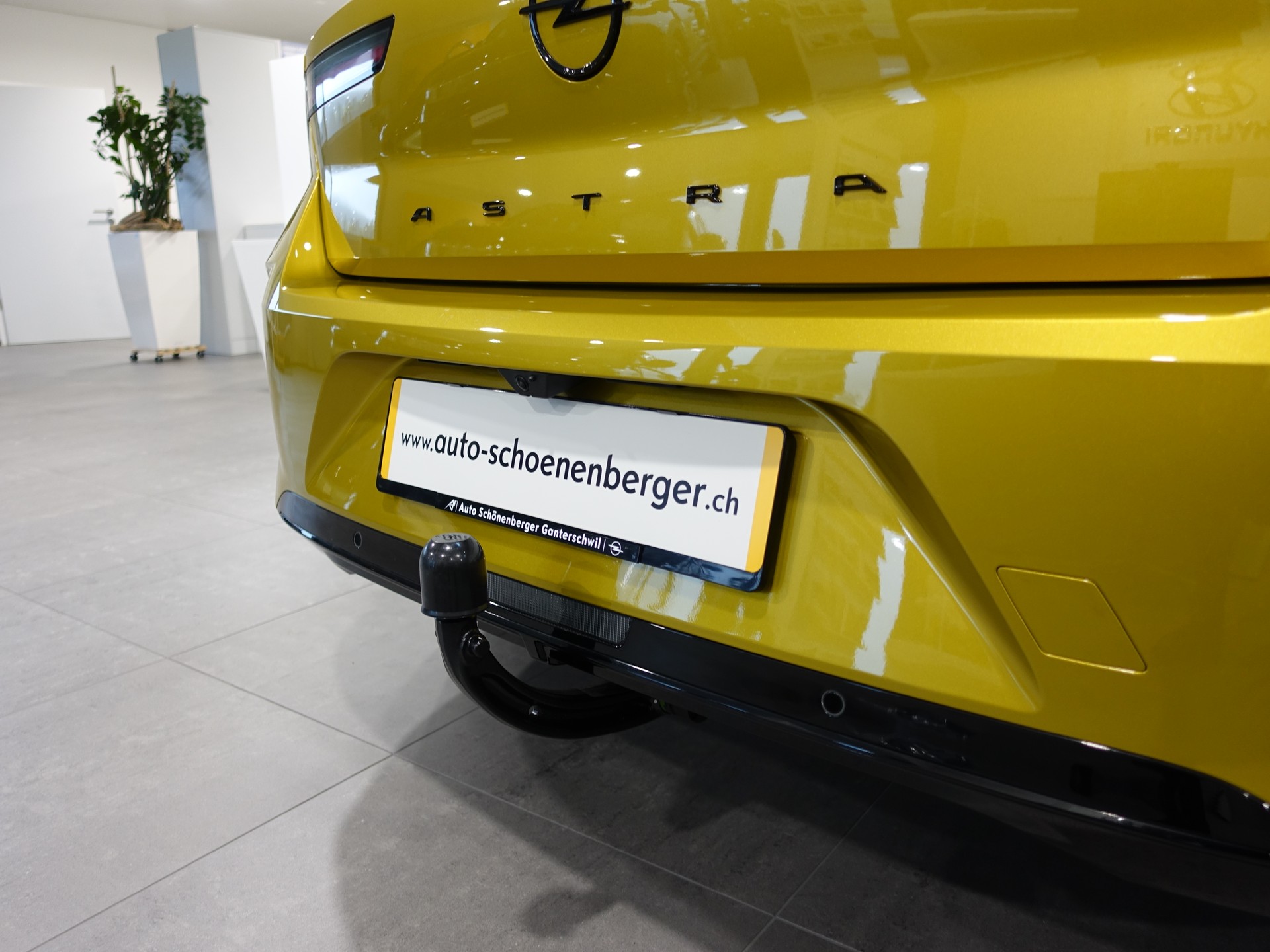 OPEL Astra 1.6 PHEV Swiss + A-image-16