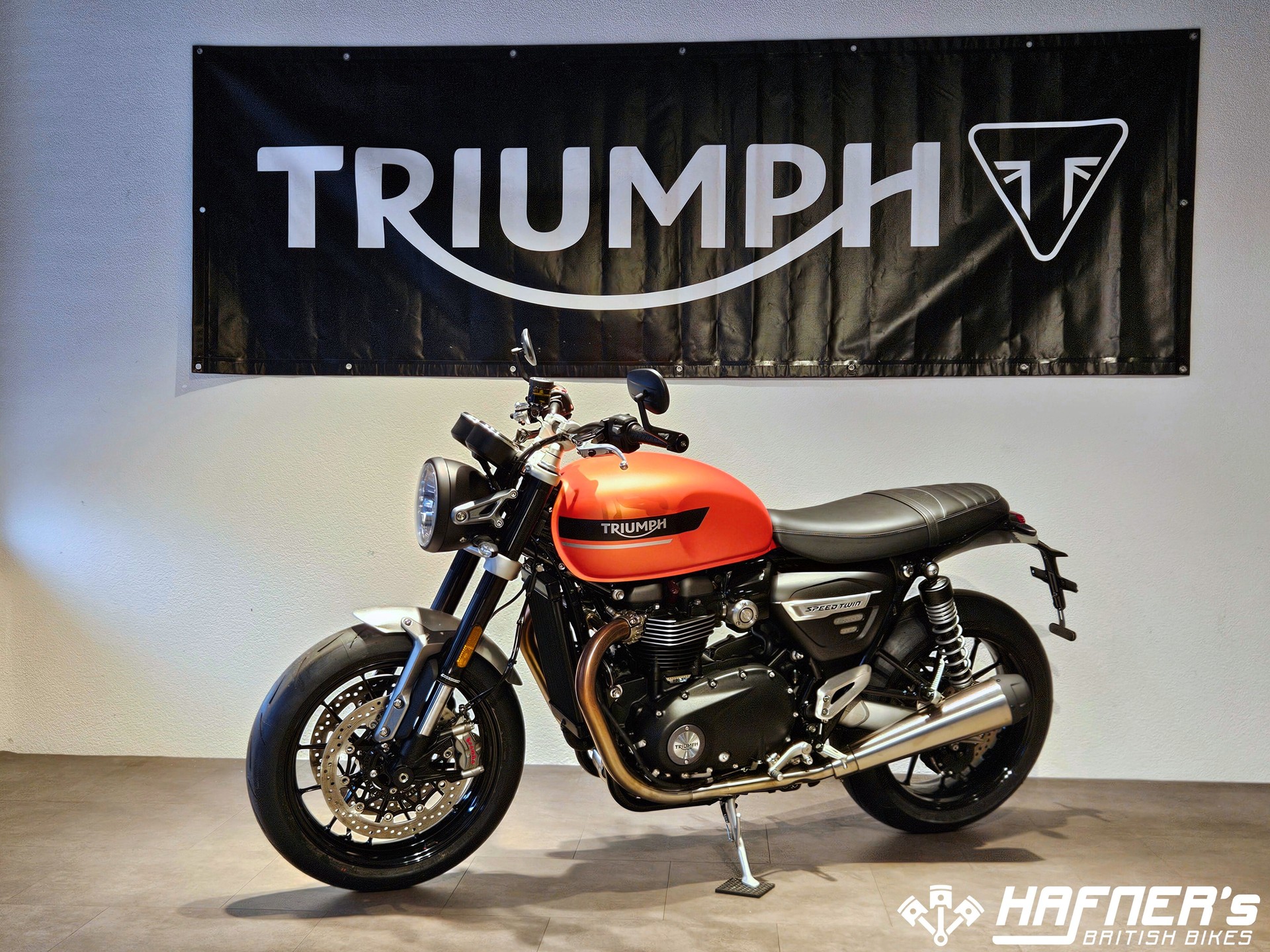 TRIUMPH Speed Twin 1200-image-1