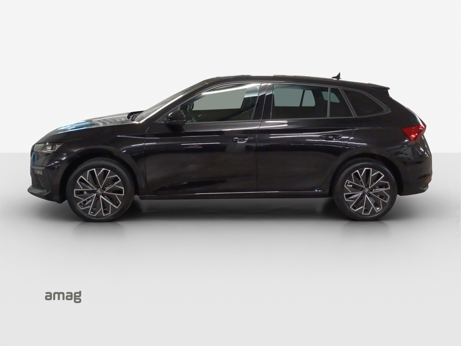 SKODA Scala 1.5 TSI Dynamic DSG-image-1