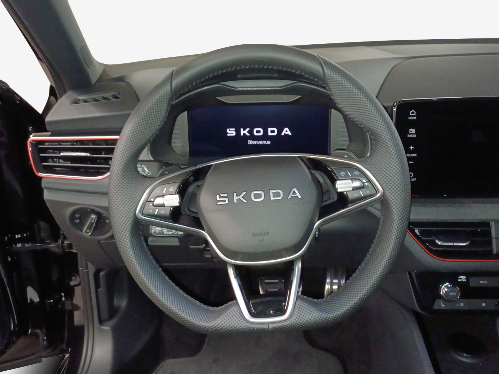 SKODA Scala 1.5 TSI Dynamic DSG-image-9