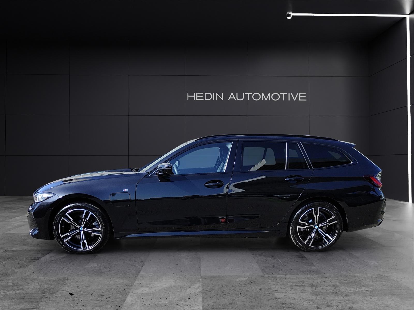 BMW 330e xDrive SAG Touring-showroom-element-1