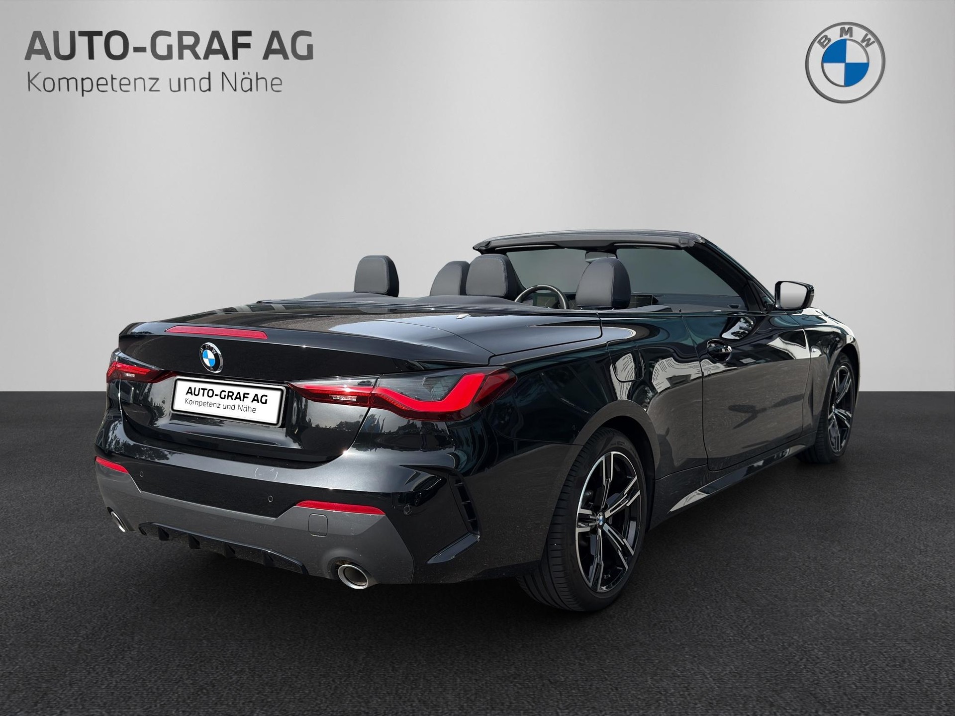 BMW 430i M Sport xDrive Cabrio-image-4