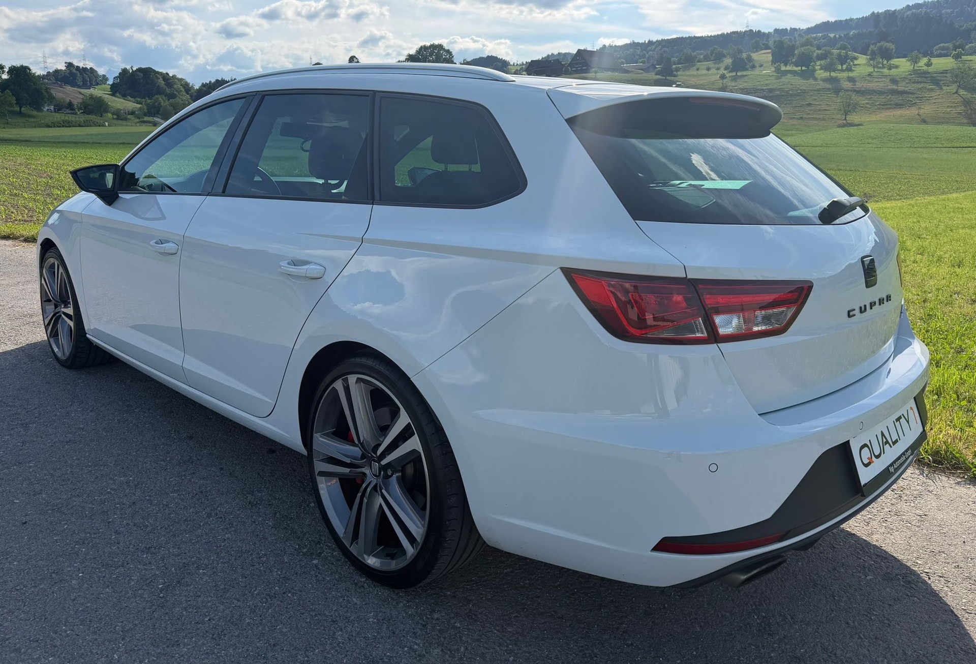 SEAT Leon ST 2.0 TSI Cupra 280 DSG-image-3