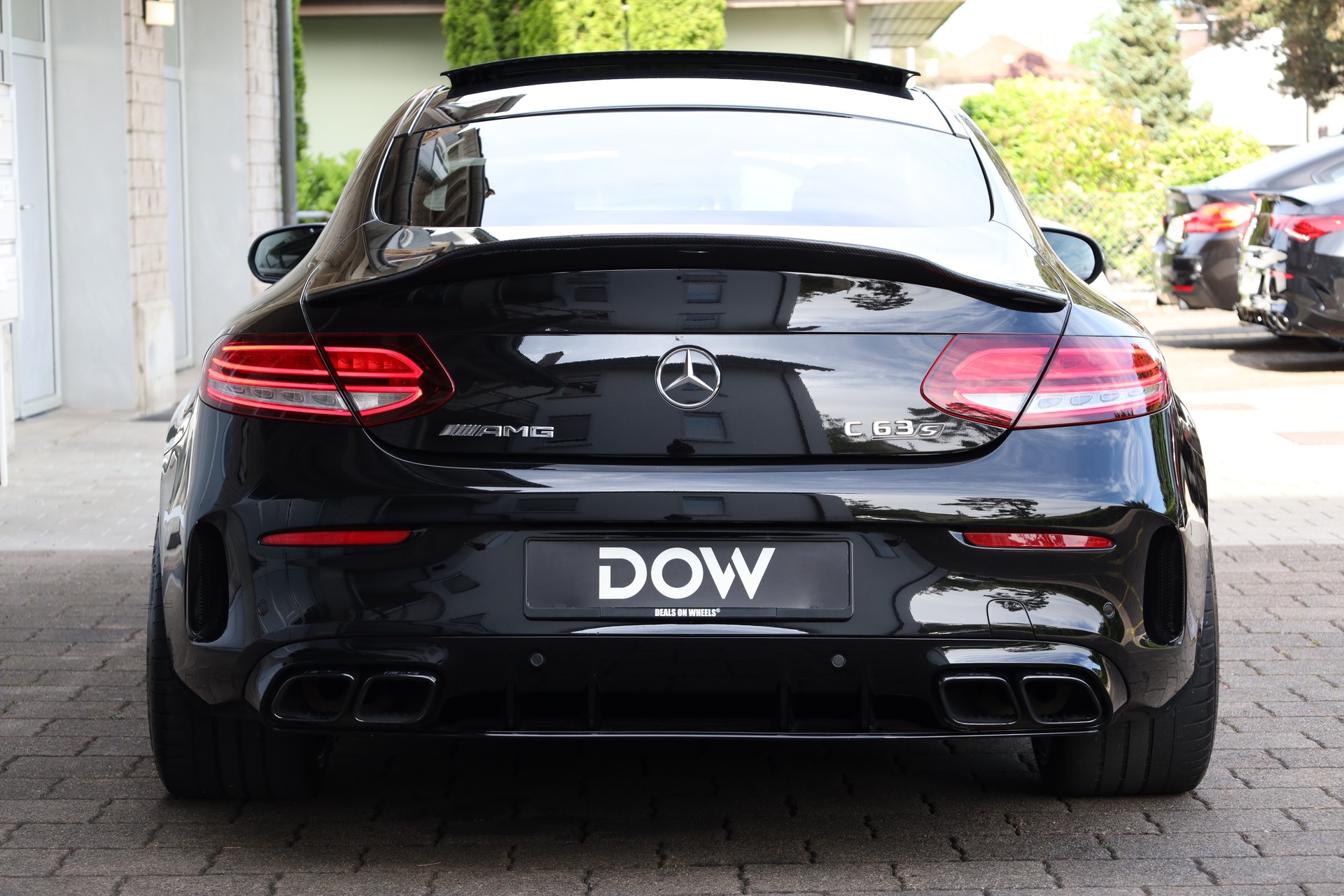 MERCEDES-BENZ C 63 S AMG 9G-tronic-image-6