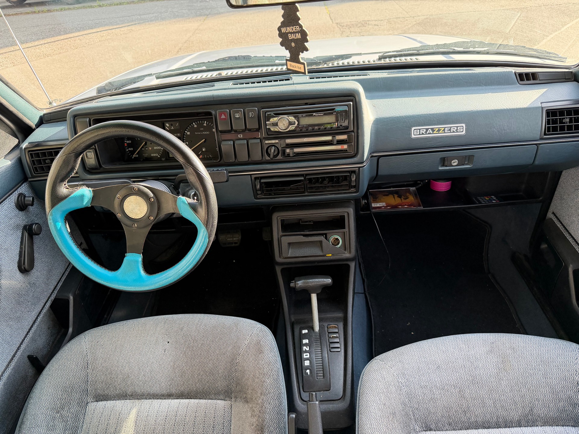 VW Golf 1800 GL-image-6
