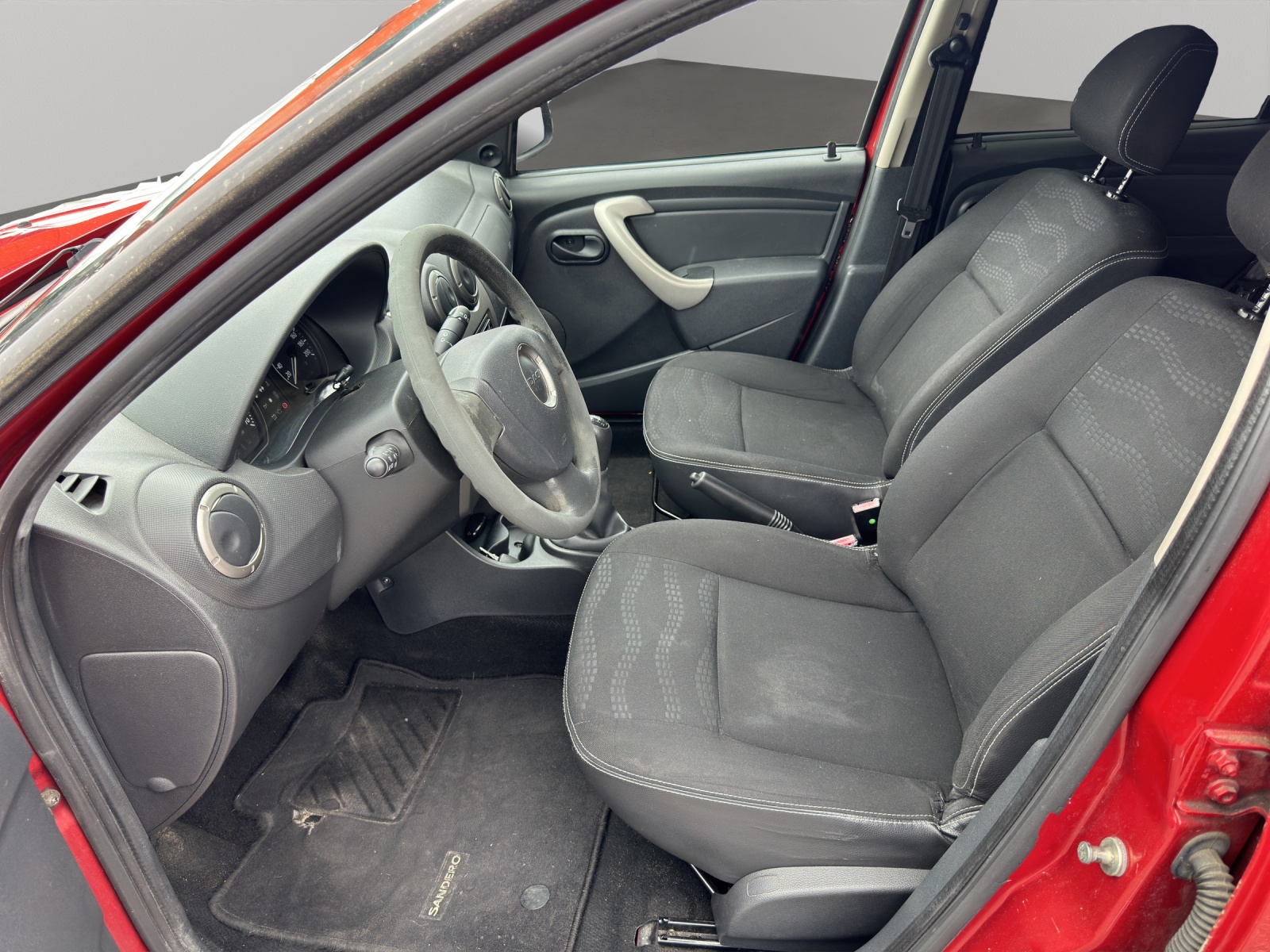 DACIA Sandero 1.6 Stepway-image-8
