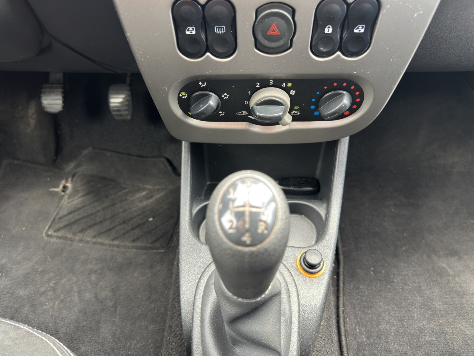 DACIA Sandero 1.6 Stepway-image-11