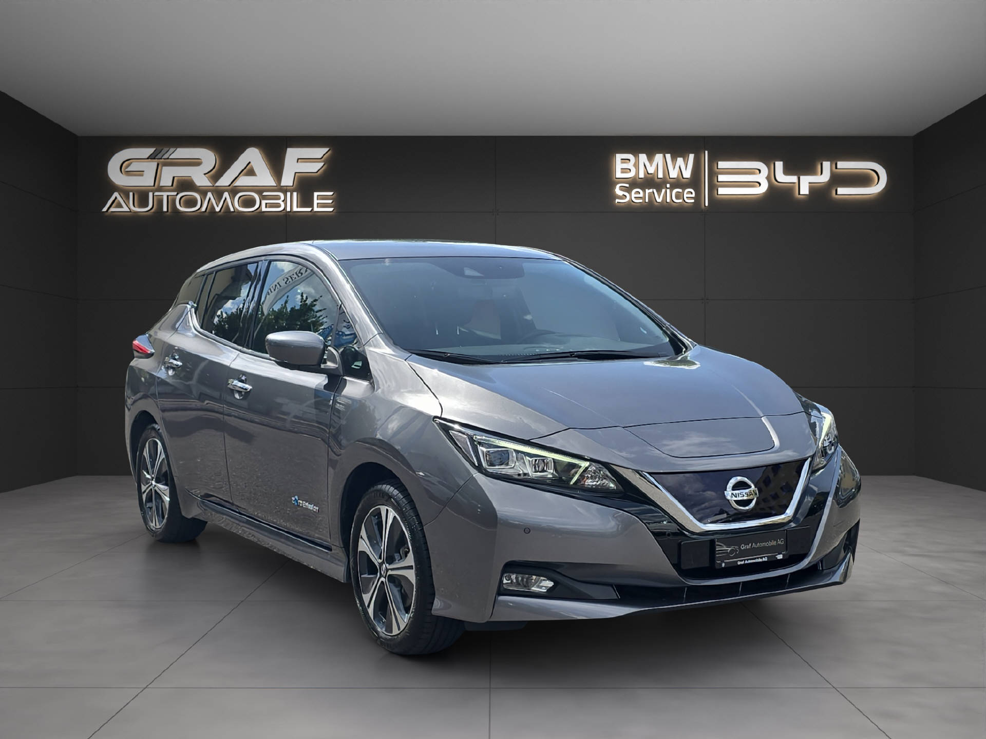 NISSAN Leaf Tekna ** Frisch ab MFK & 12 Monate GARANTIE **-showroom-element-1