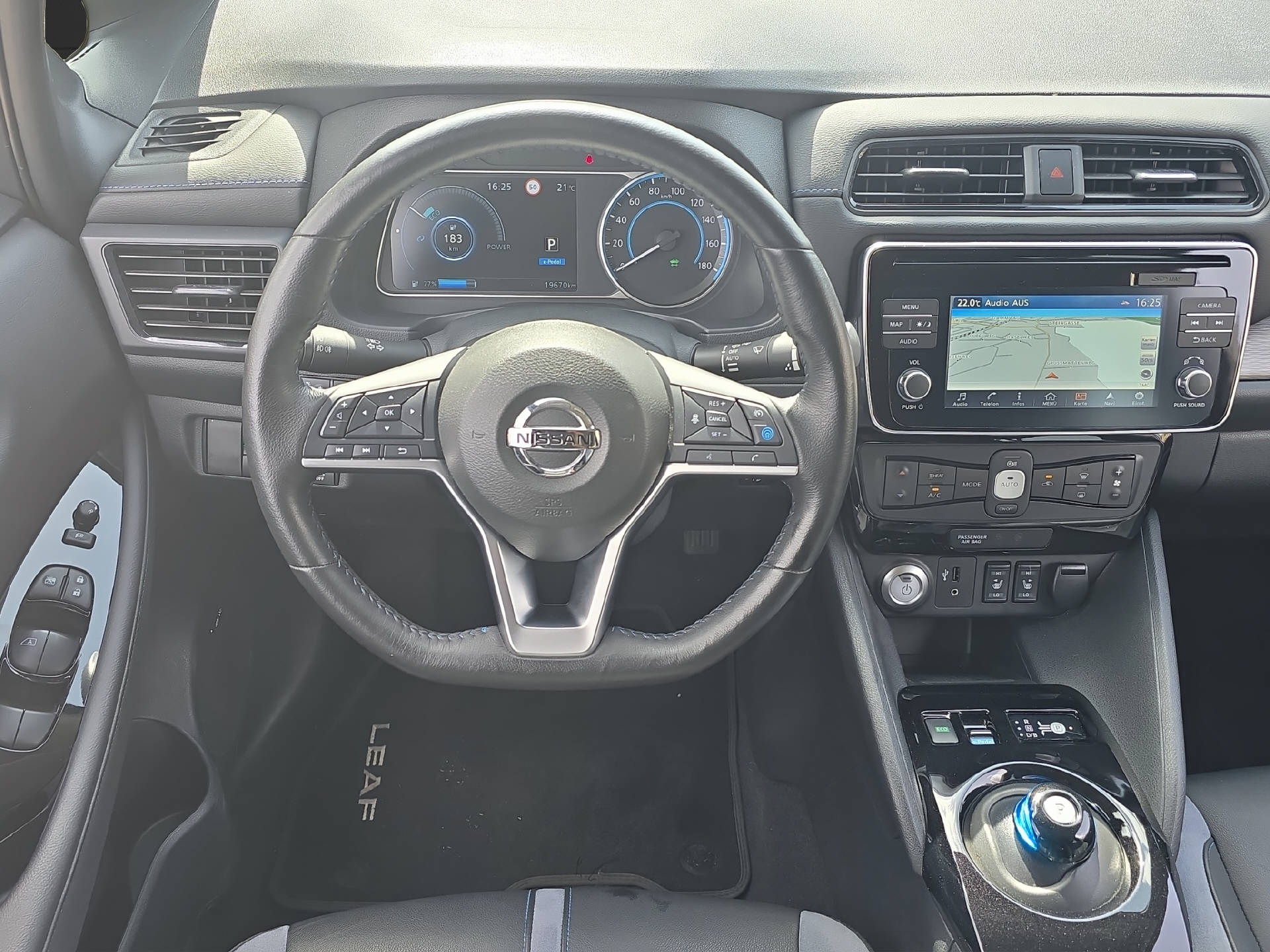 NISSAN Leaf Tekna ** Frisch ab MFK & 12 Monate GARANTIE **-image-9