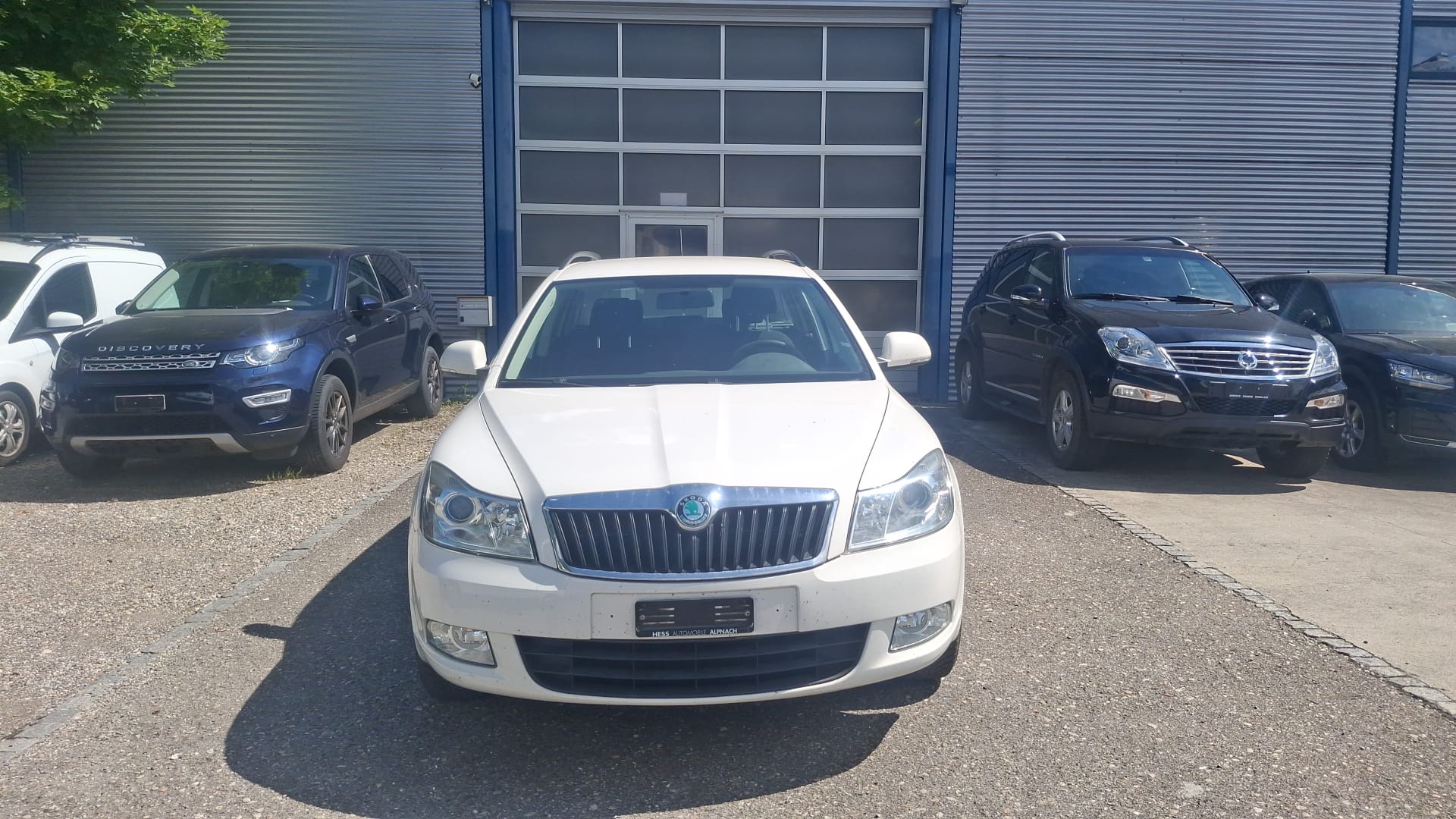 SKODA Octavia Combi 1.6 TDI Ambition 4x4-image-0