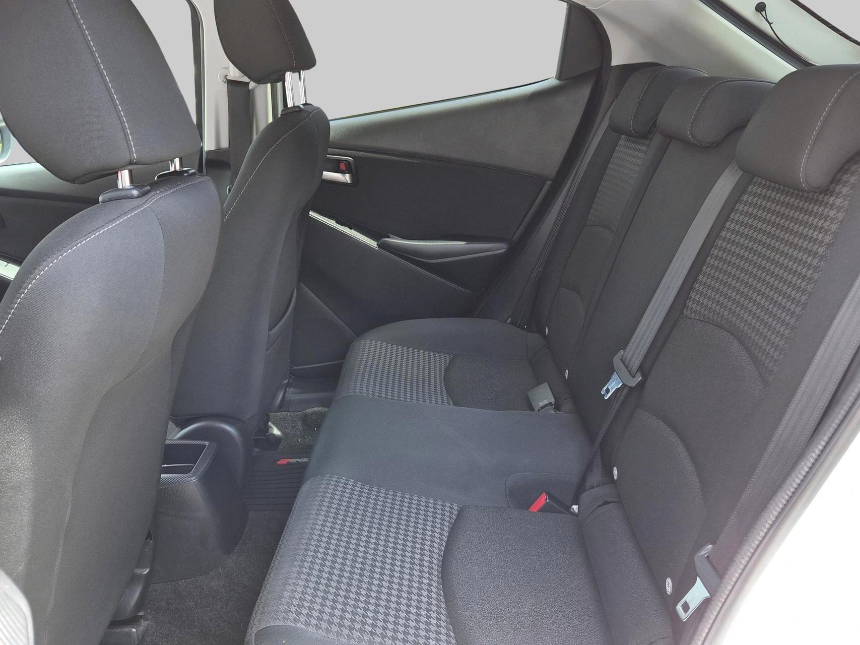 MAZDA 2 SKYACTIV-G 90 Ambition Plus Automat-image-8