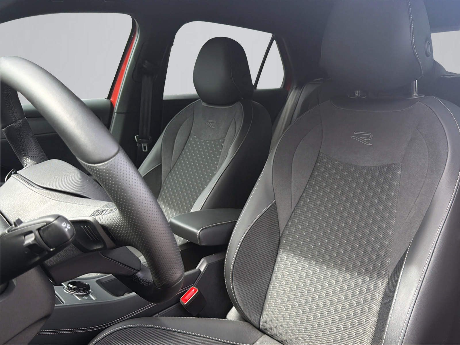 VW T-Roc 1.5 eTSI mHEV R-Line DSG-image-8