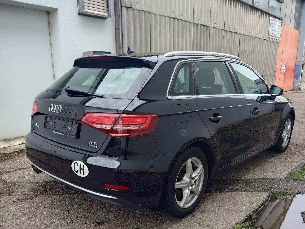 AUDI A3 Sportback 2.0 TFSI quattro S-tronic AB MFK-image-7