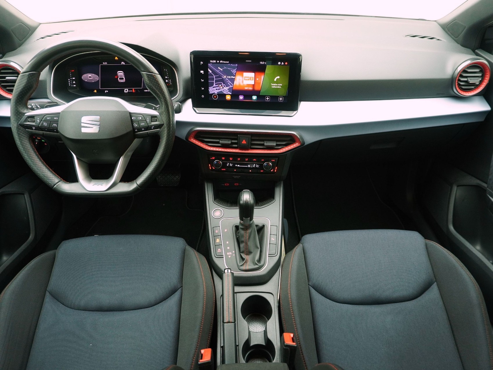 SEAT Ibiza 1.5 TSI DSG FR-image-12