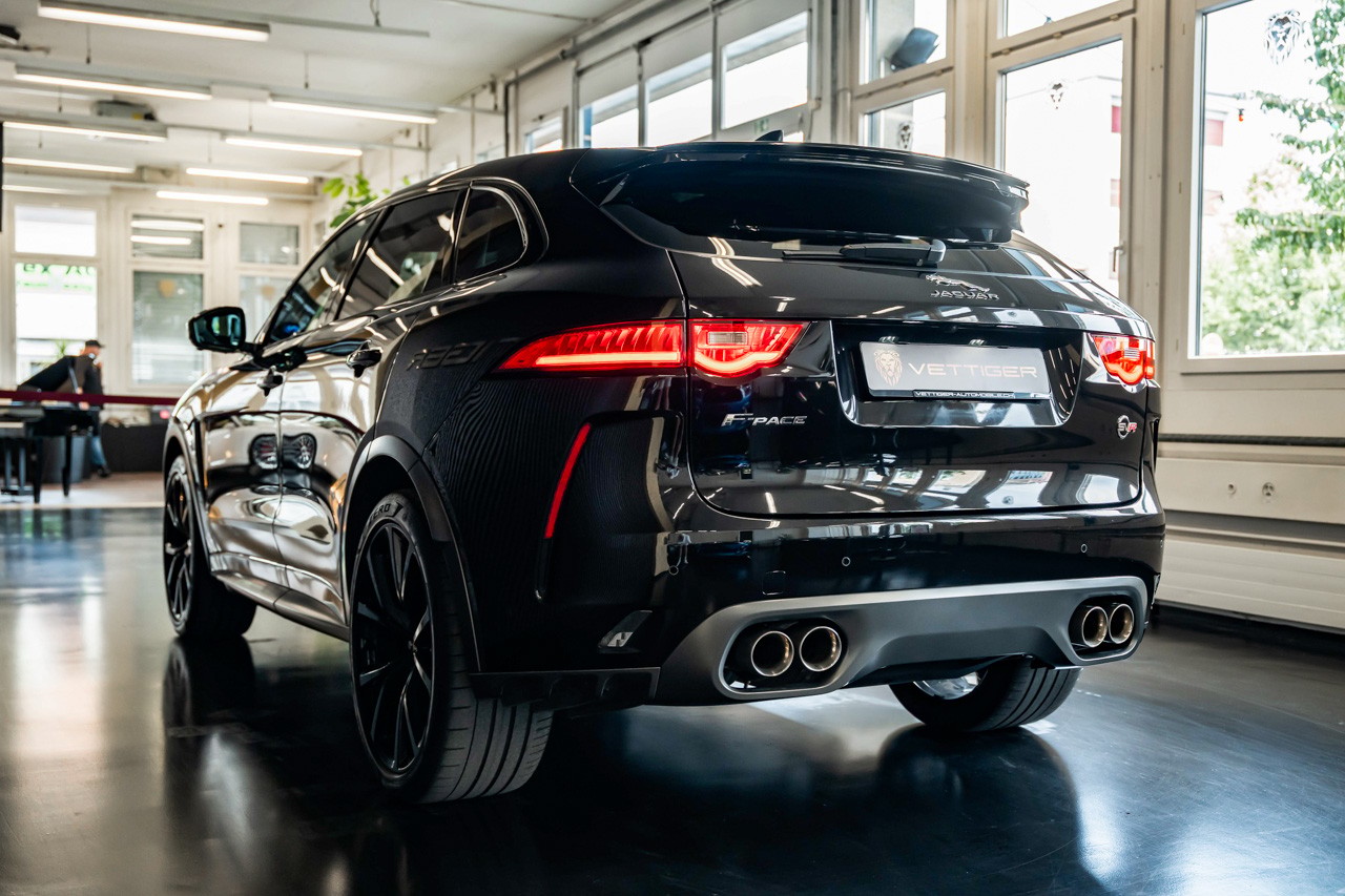 JAGUAR F-Pace 5.0 V8 SVR AWD Automatik-showroom-element-3