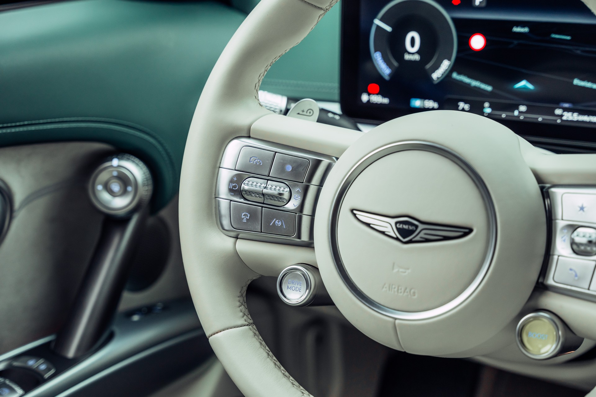 GENESIS GV60 77.4 kWh Sport Plus AWD-image-14