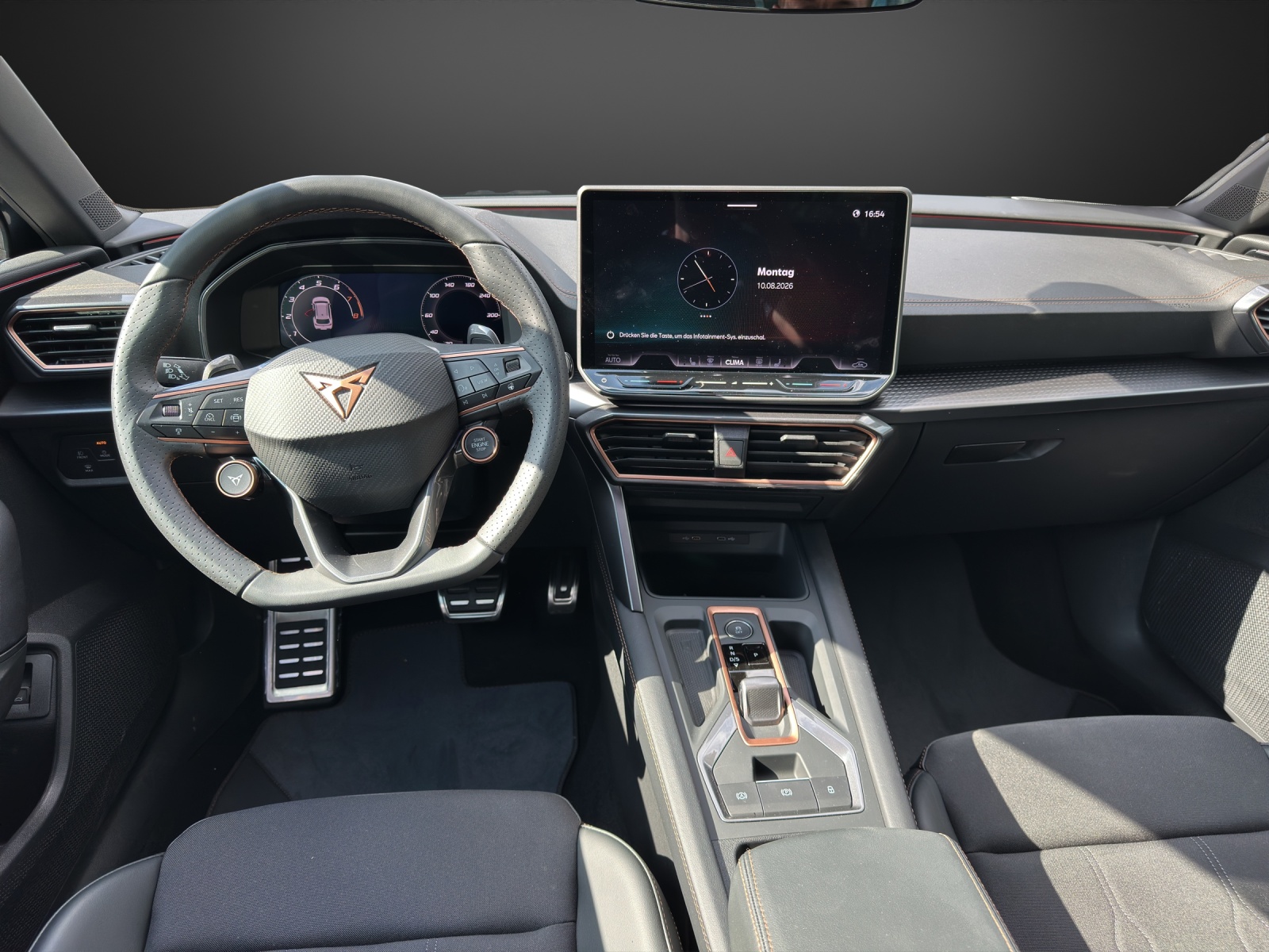 SEAT Leon ST 1.5 eTSI mHEV DSG Style-image-9