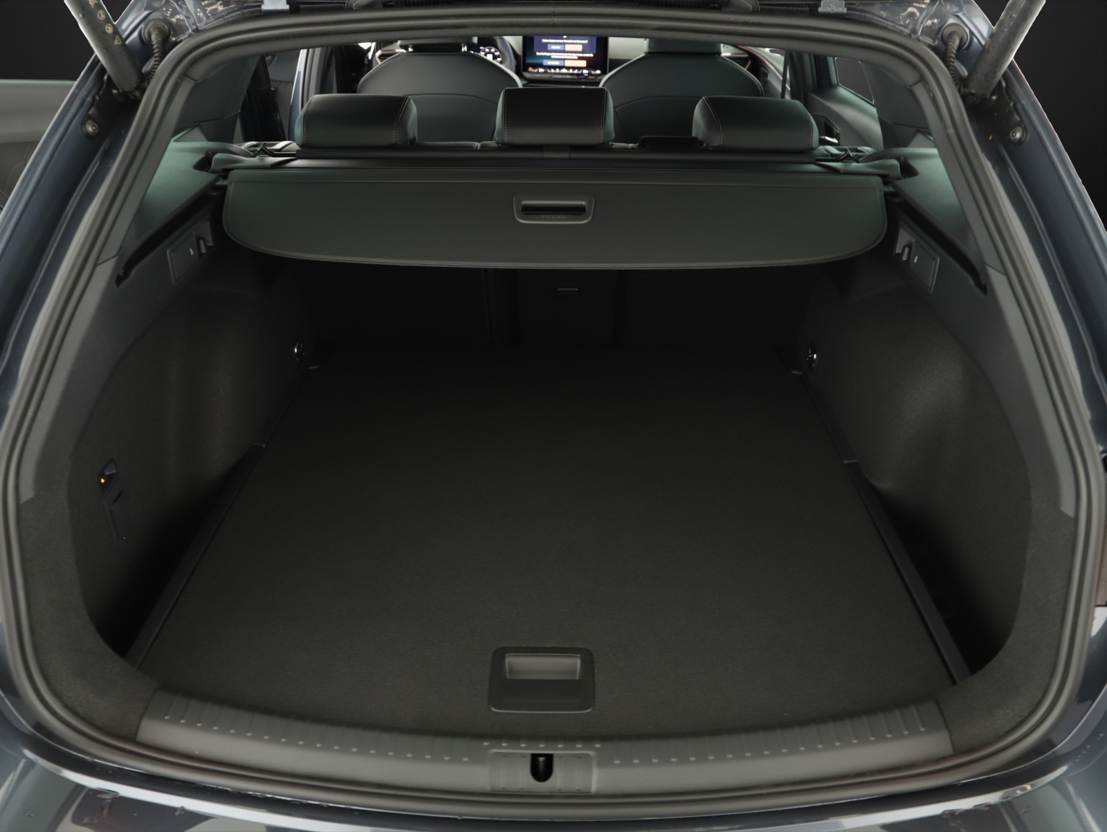 SEAT Leon ST 1.5 eTSI mHEV DSG Style-image-11