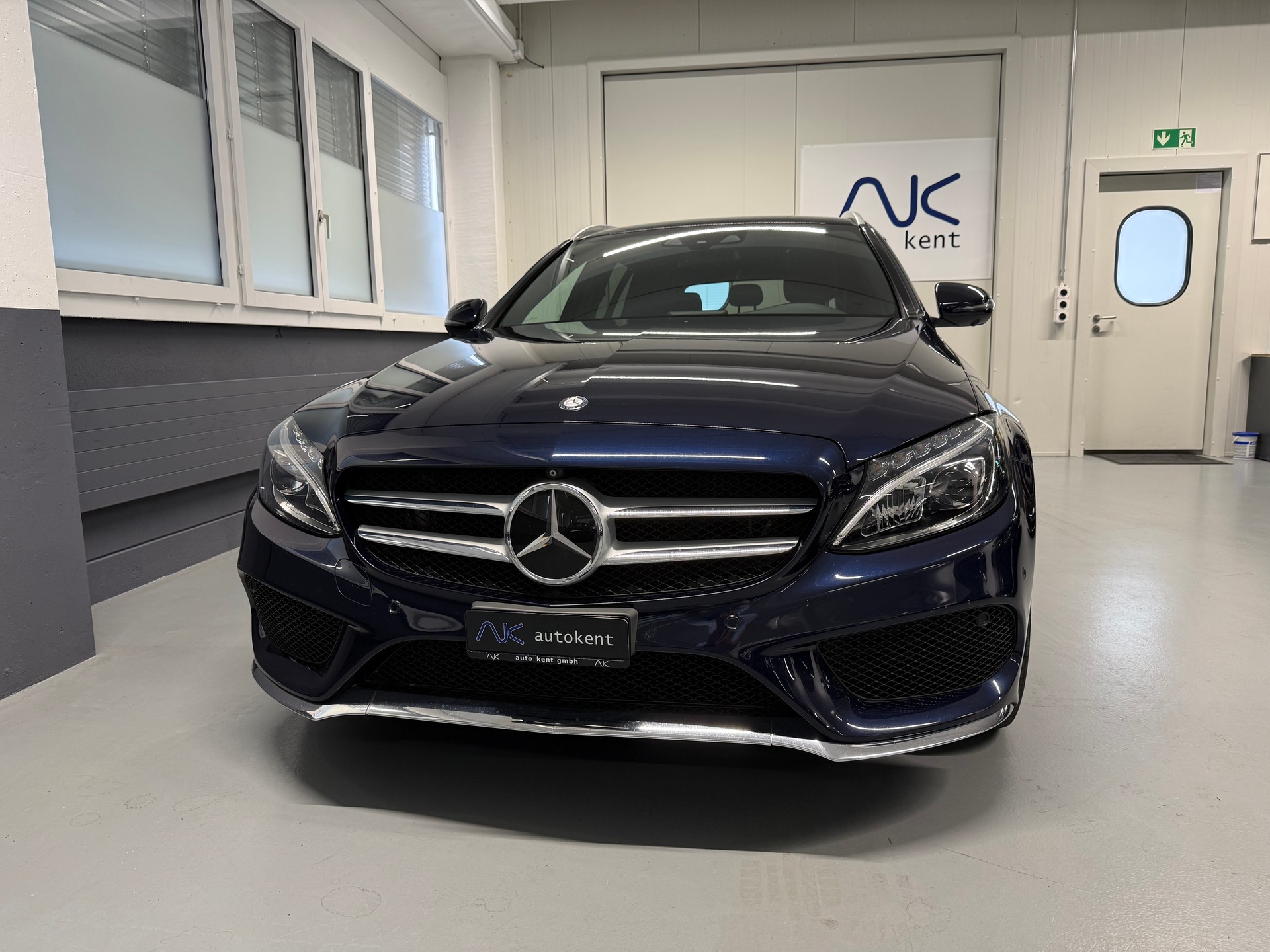 MERCEDES-BENZ C 400 AMG Line 4Matic 7G-Tronic-image-1