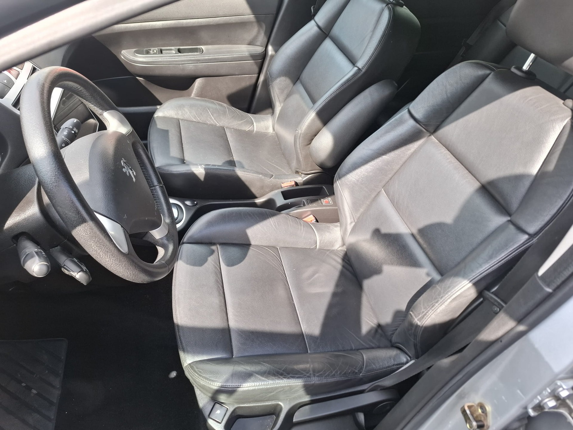 PEUGEOT 307 2.0 HDI XS-image-5