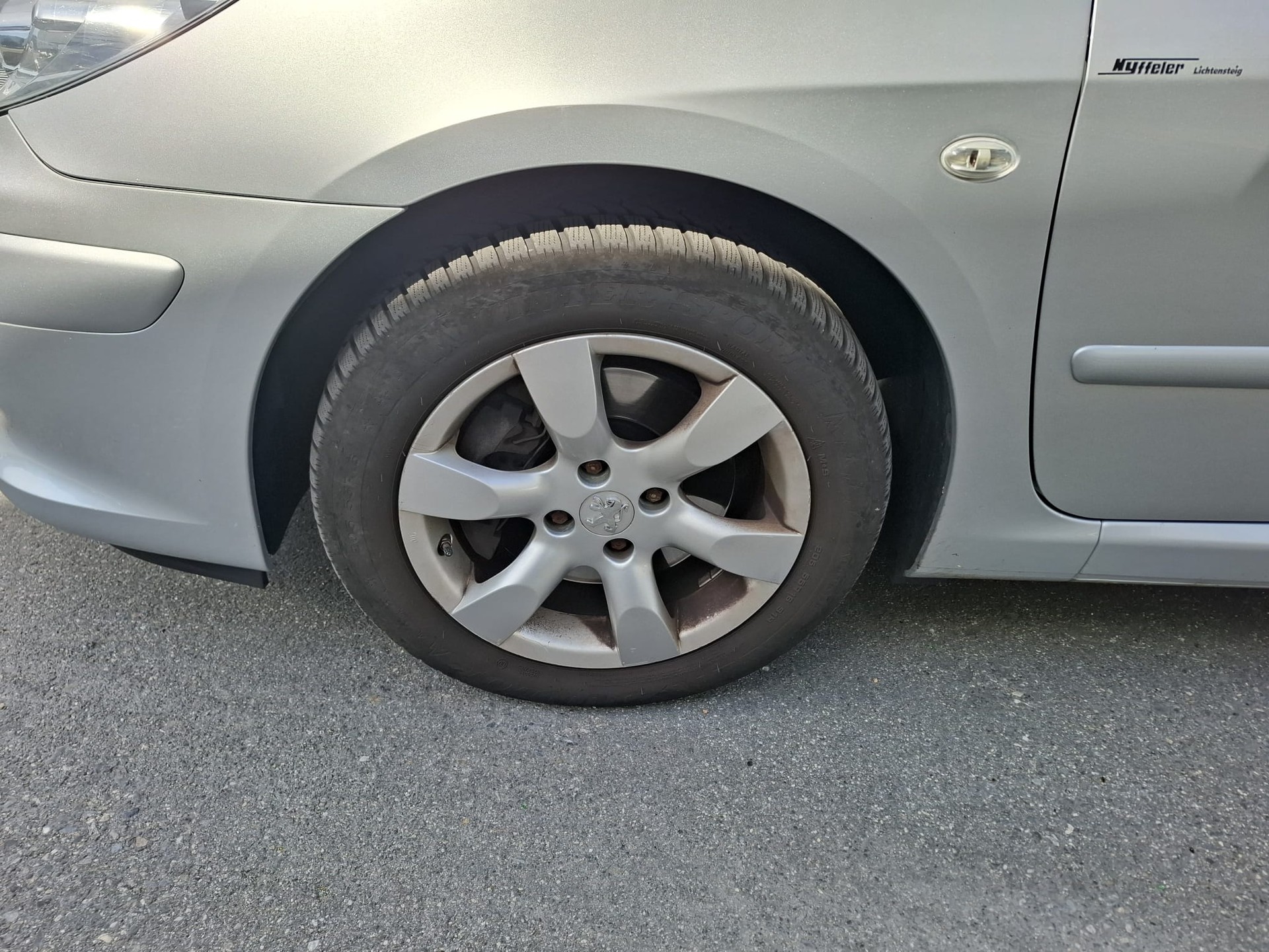 PEUGEOT 307 2.0 HDI XS-image-7