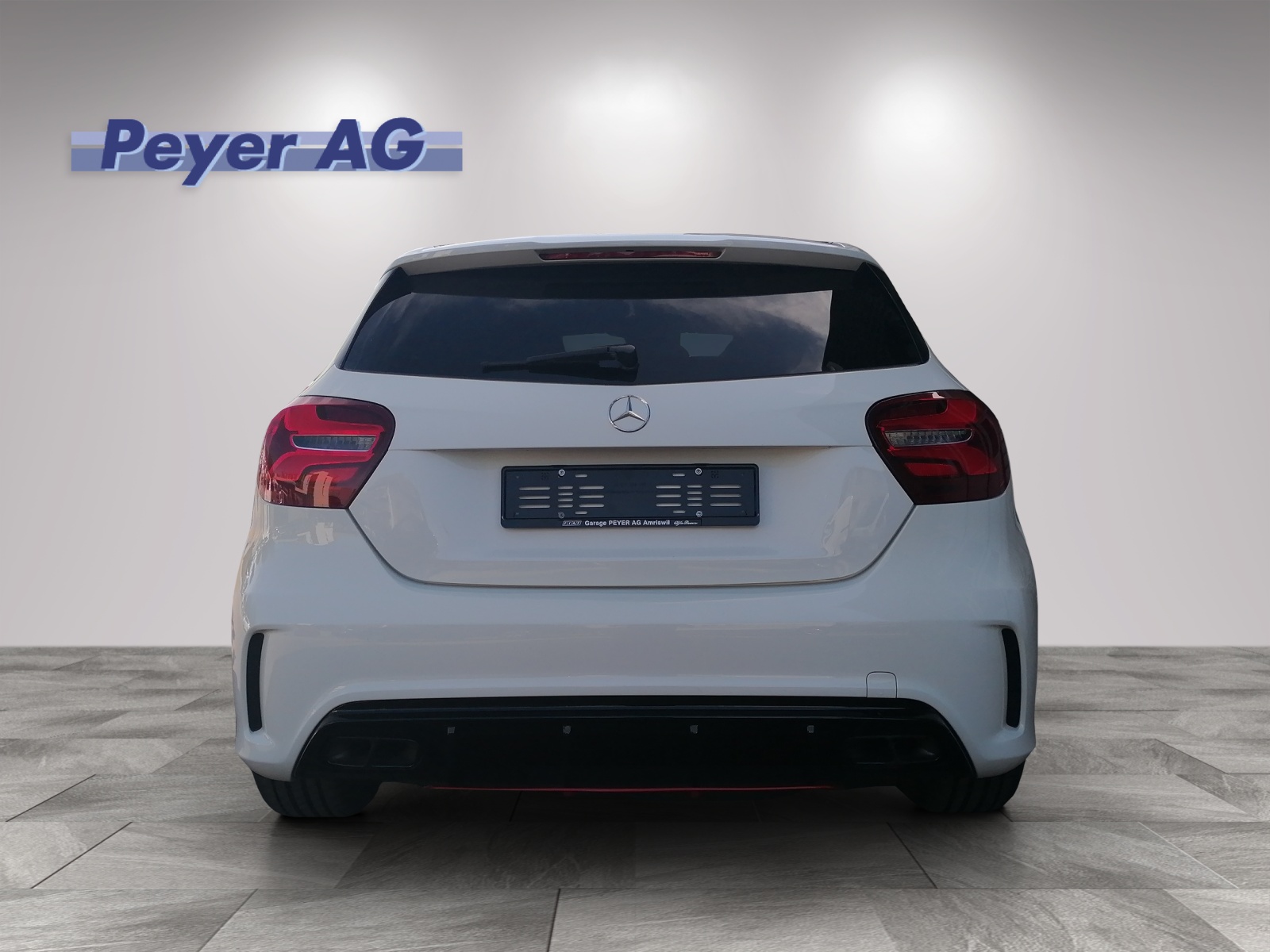 MERCEDES-BENZ A 180 AMG Line-image-2