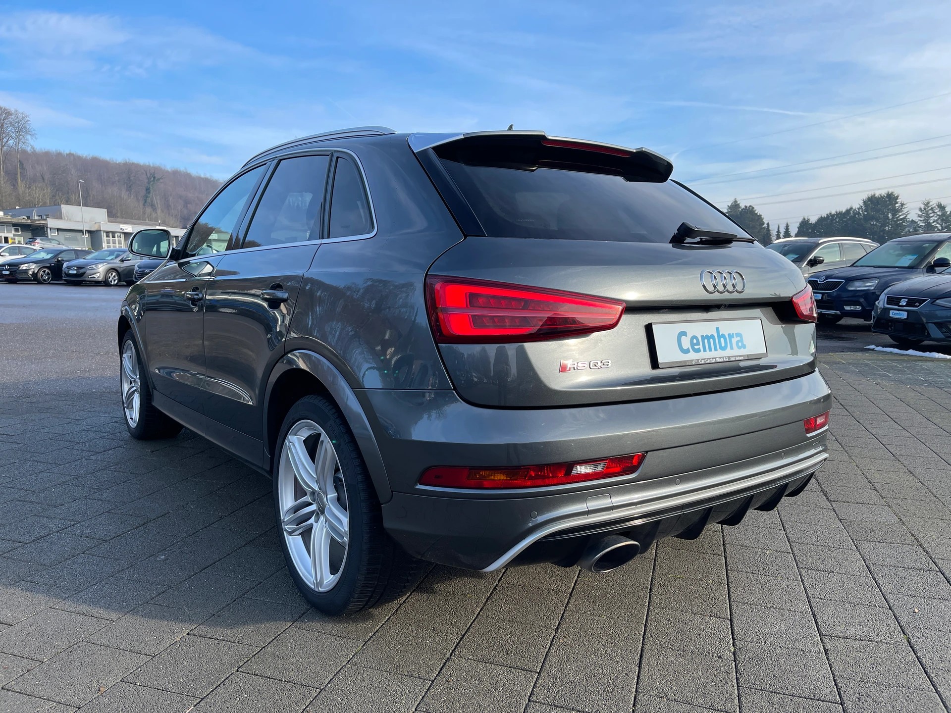AUDI RS Q3 2.5 TFSI performance quattro S-tronic-image-2