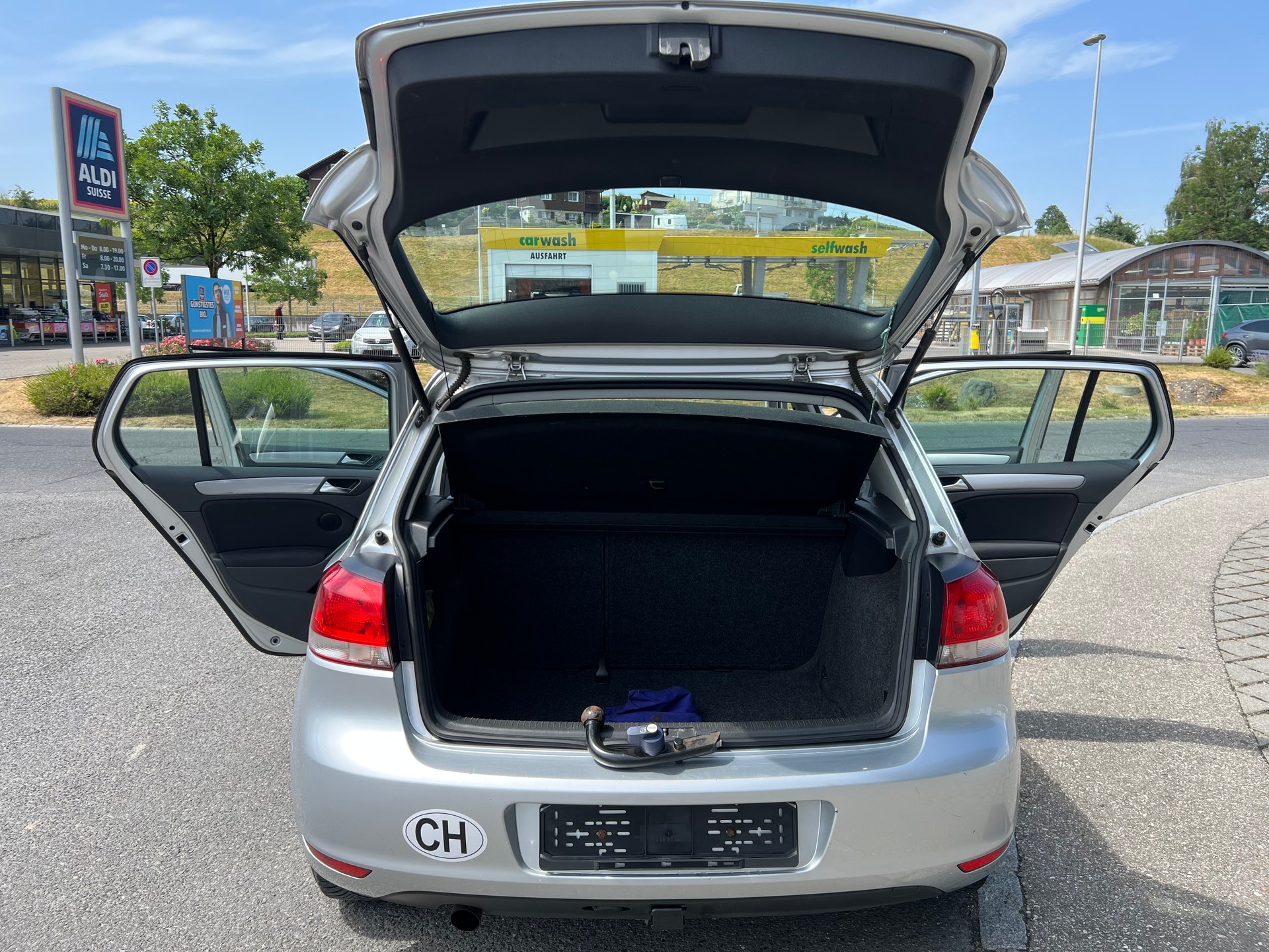 VW Golf Variant 1.2 TSI BMT Comfortline-image-11
