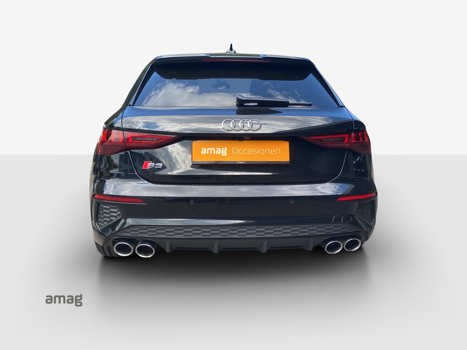 AUDI S3 Sportback 2.0 TFSI quattro S-tronic-showroom-element-3